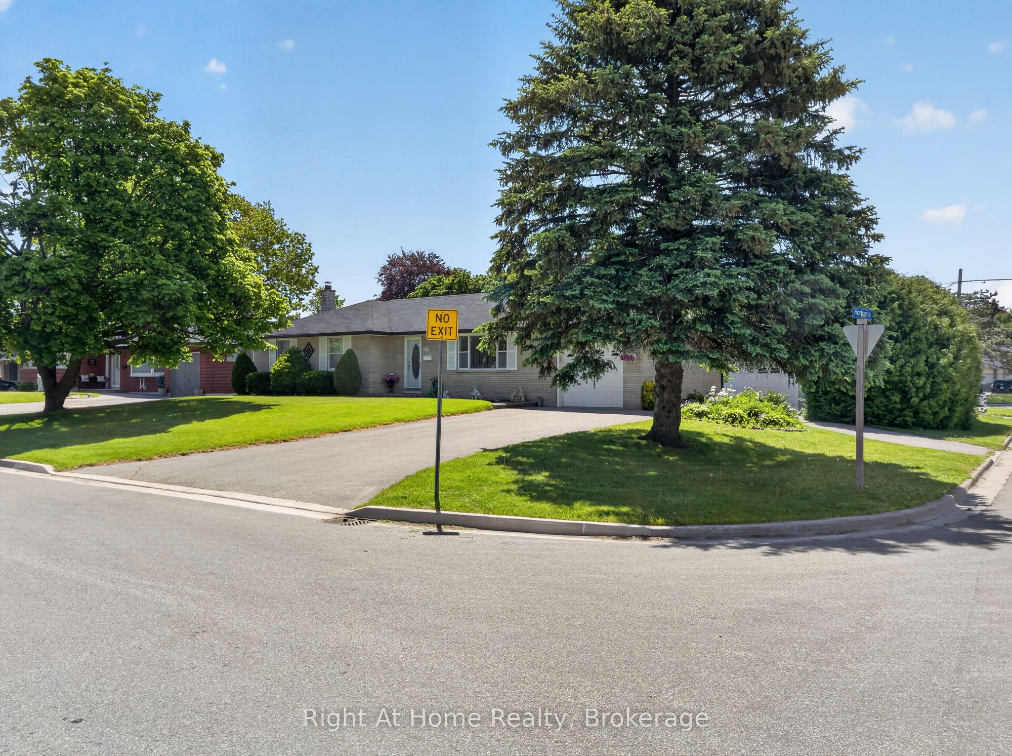 47 Churchill Avenue, Oshawa, ON L1G 3K5 photo 4