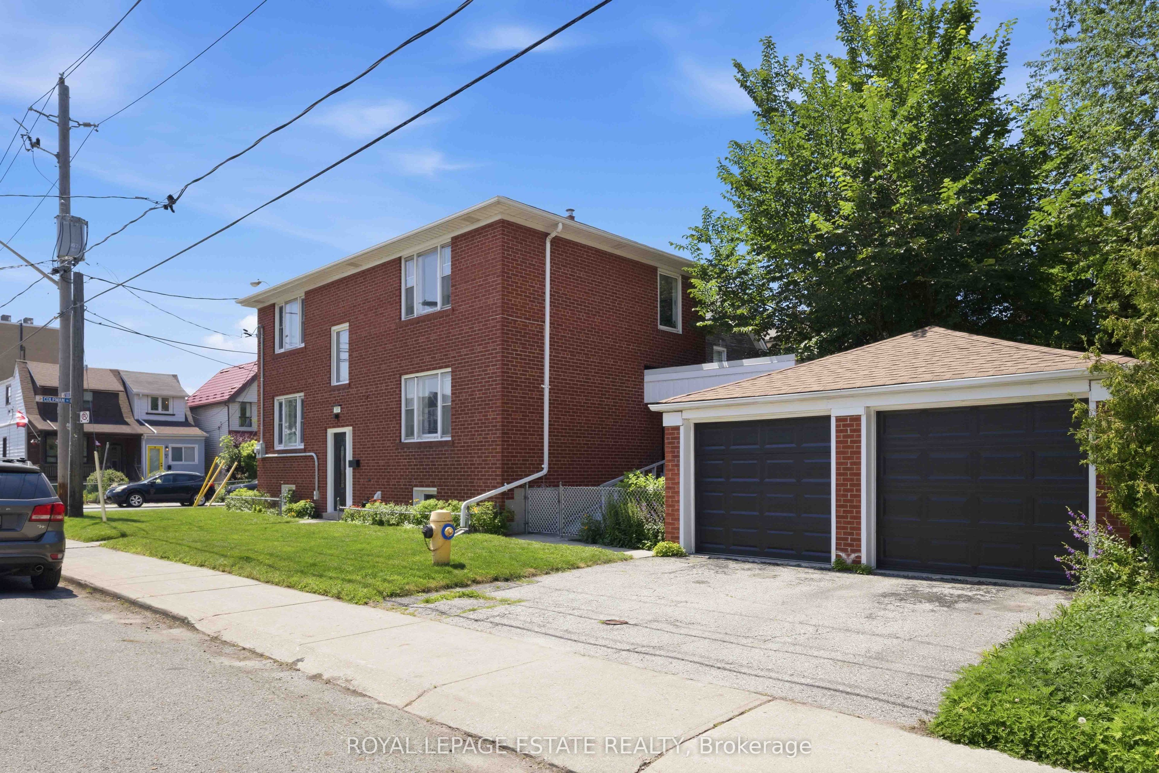 182 Coleman Avenue, Toronto, ON M4C 1R4 photo 2