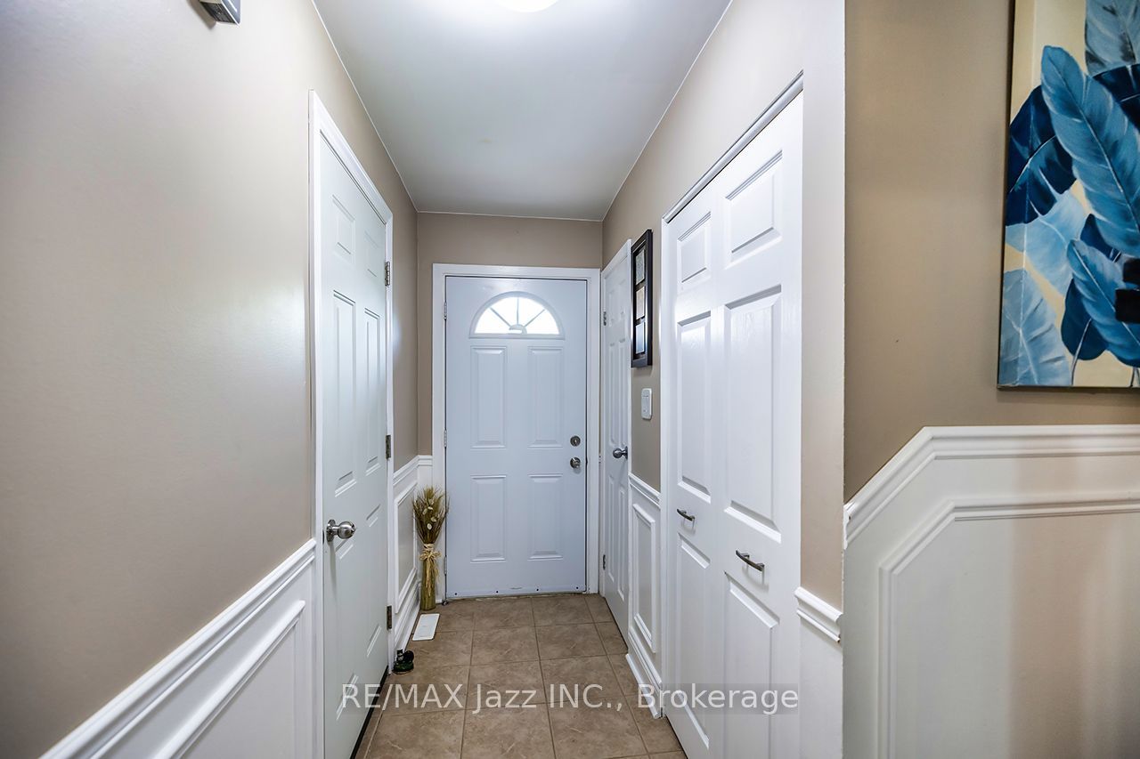 1330 Trowbridge Drive 3, Oshawa, ON L1G 7L1 photo 3