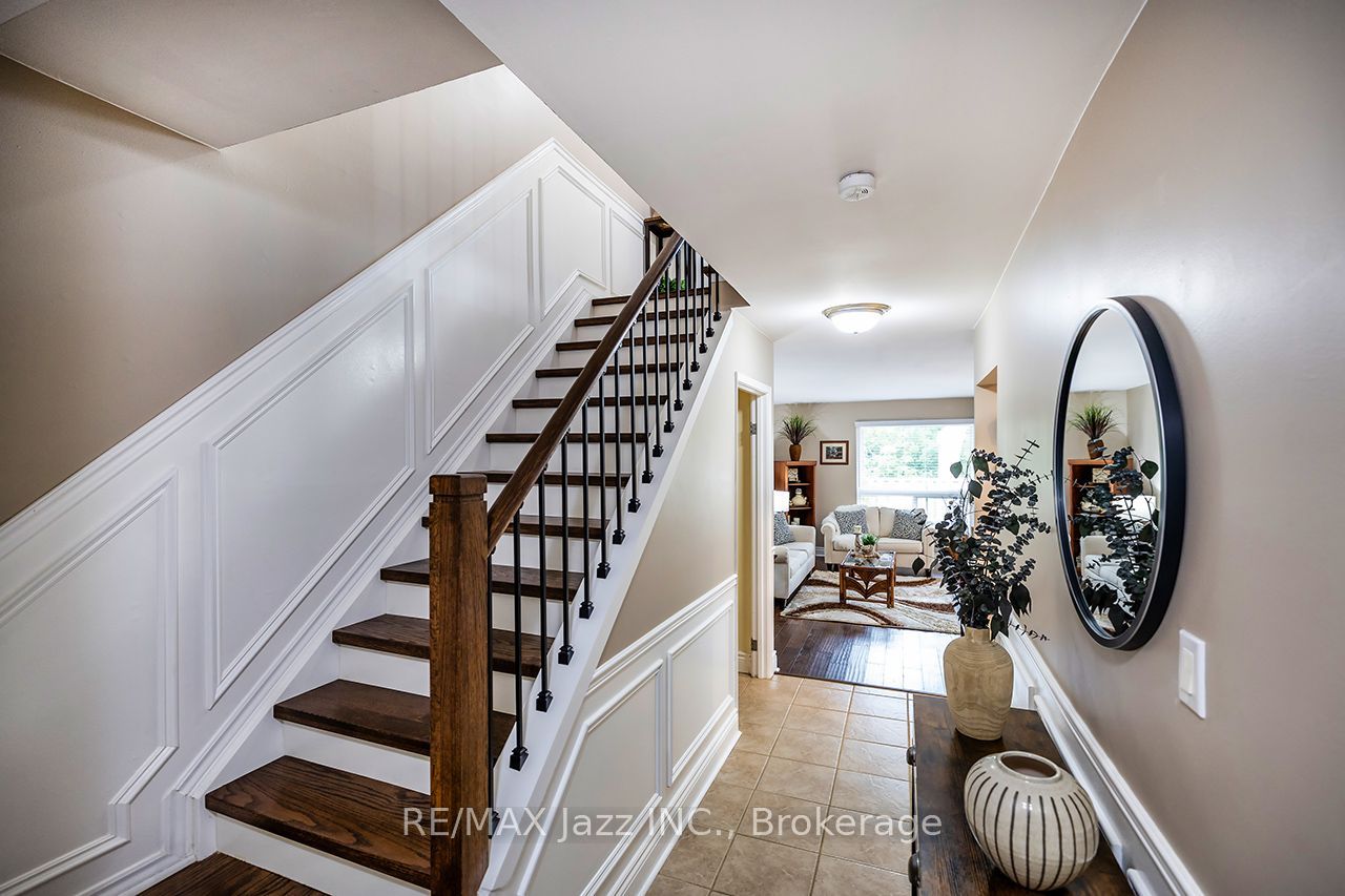 1330 Trowbridge Drive 3, Oshawa, ON L1G 7L1 photo 5