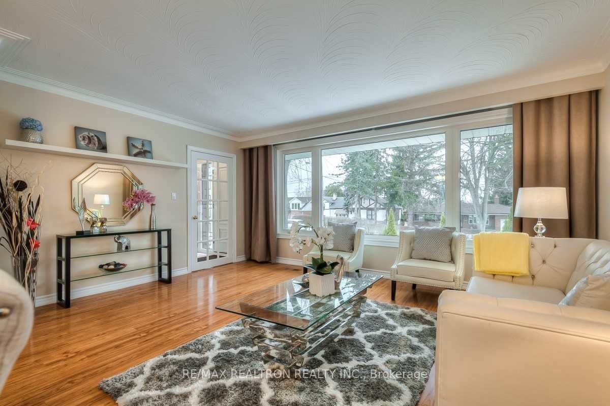 101 Dunelm Street, Toronto, ON M1J 3G3 photo 4