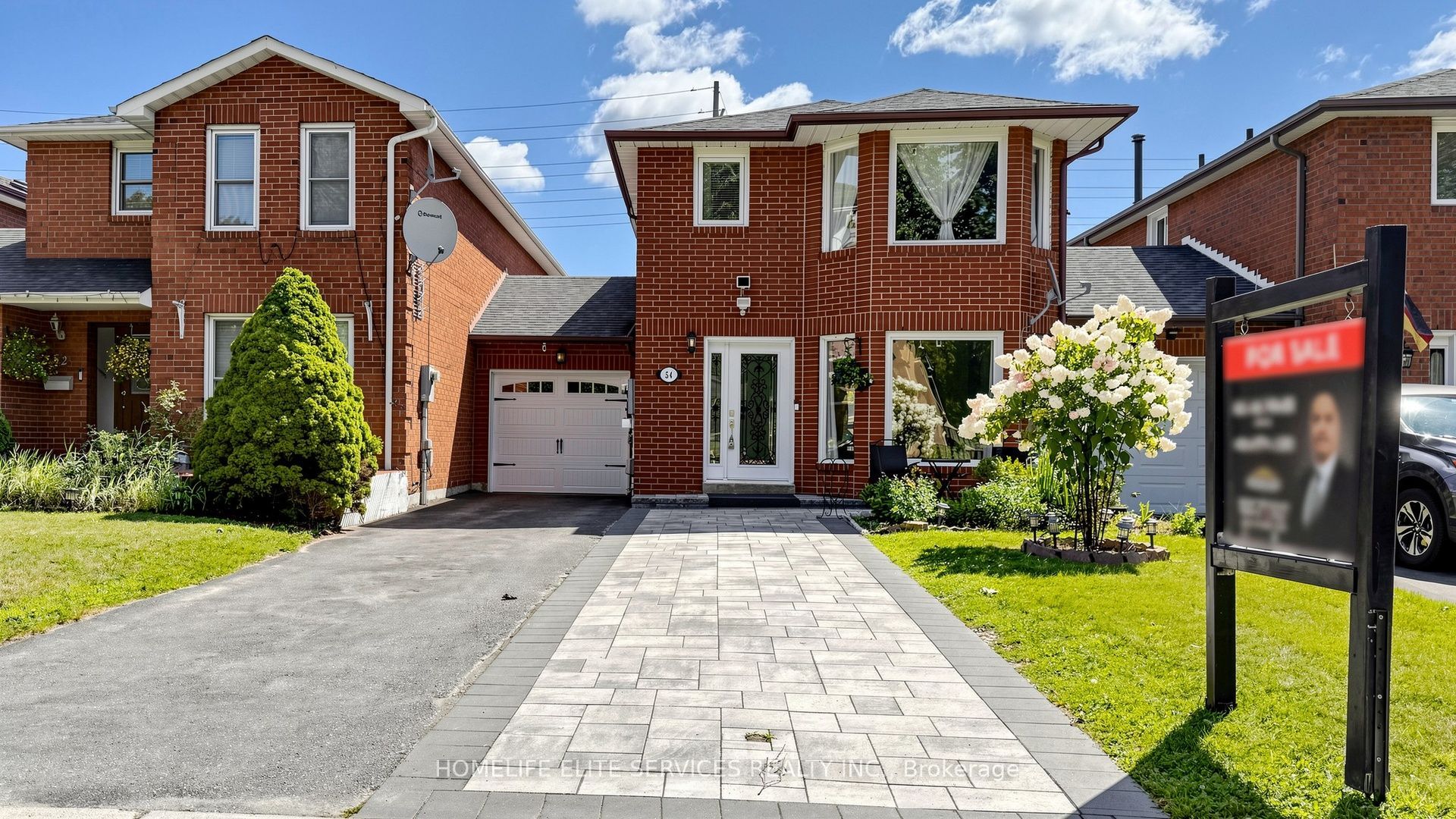 54 Fearn Crescent, Ajax, ON L1S 5L4 photo 2