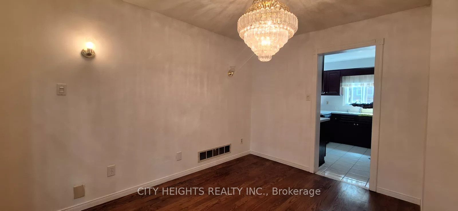 120 Littles Road, Toronto, ON M1B 5G7 photo 3