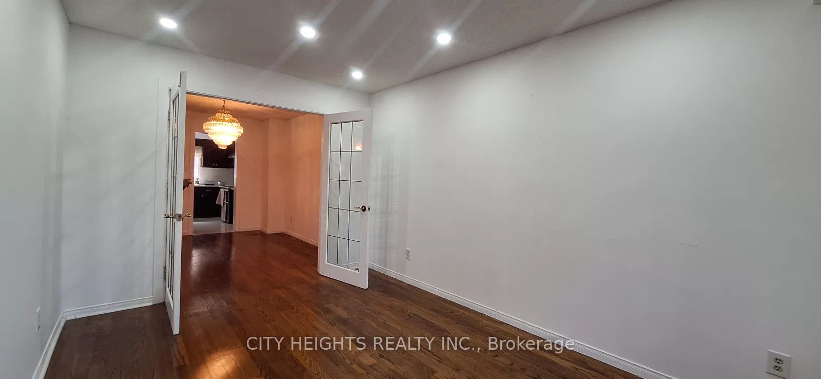 120 Littles Road, Toronto, ON M1B 5G7 photo 4