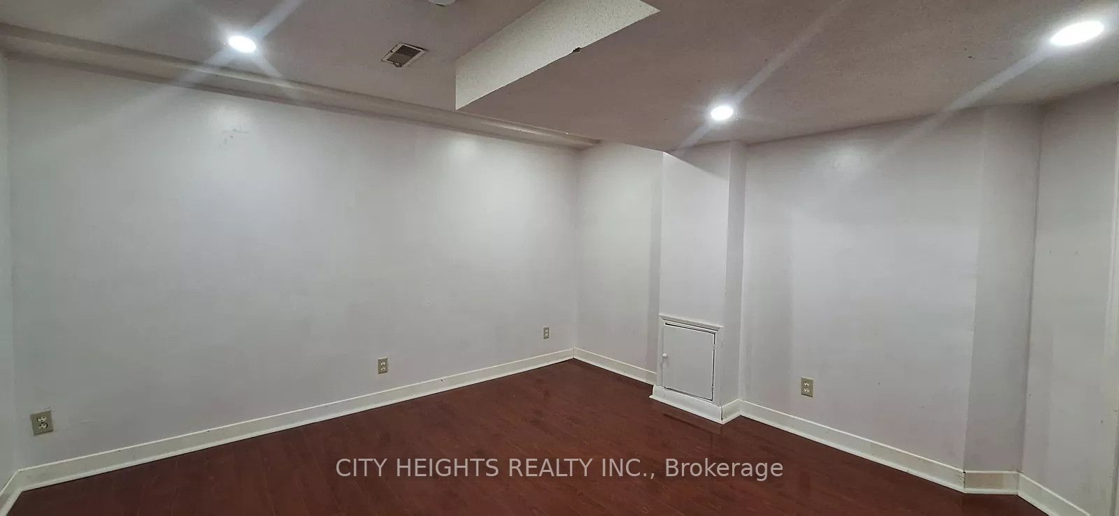 120 Littles Road Basement, Toronto, ON M1B 5G7 photo 4