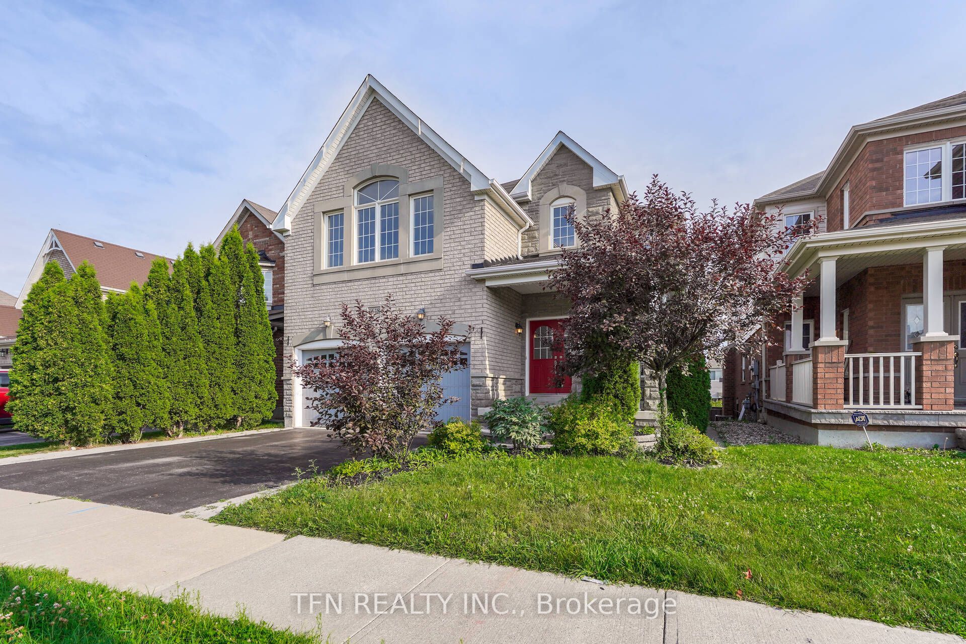 1648 Pennel Drive Upper, Oshawa, ON L1K 0K1 photo 2