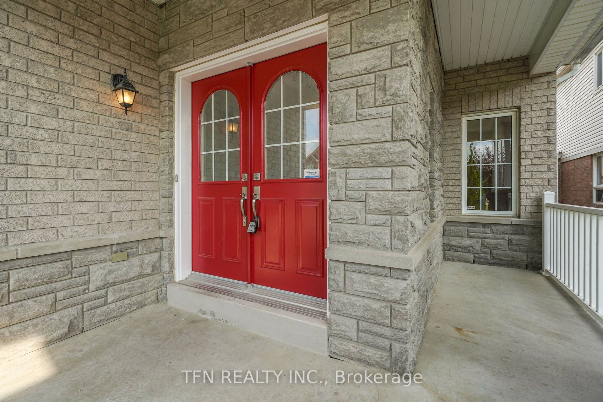 1648 Pennel Drive Upper, Oshawa, ON L1K 0K1 photo 4