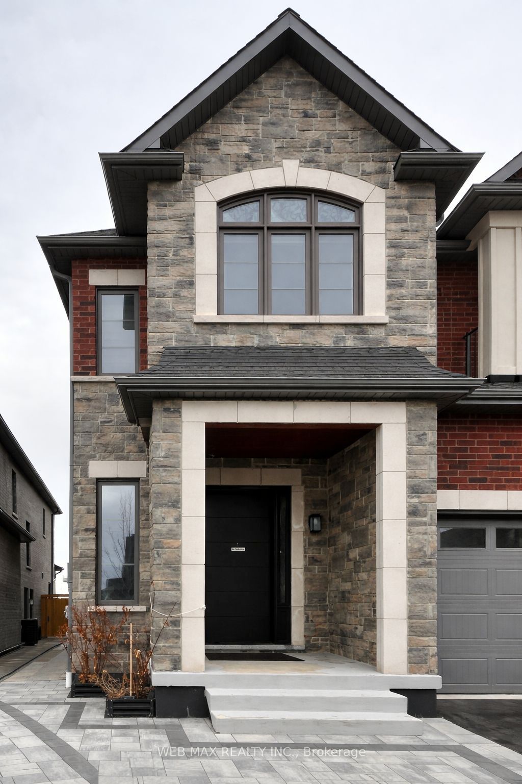 43 Claridge Crescent, Whitby, ON L1R 0G8