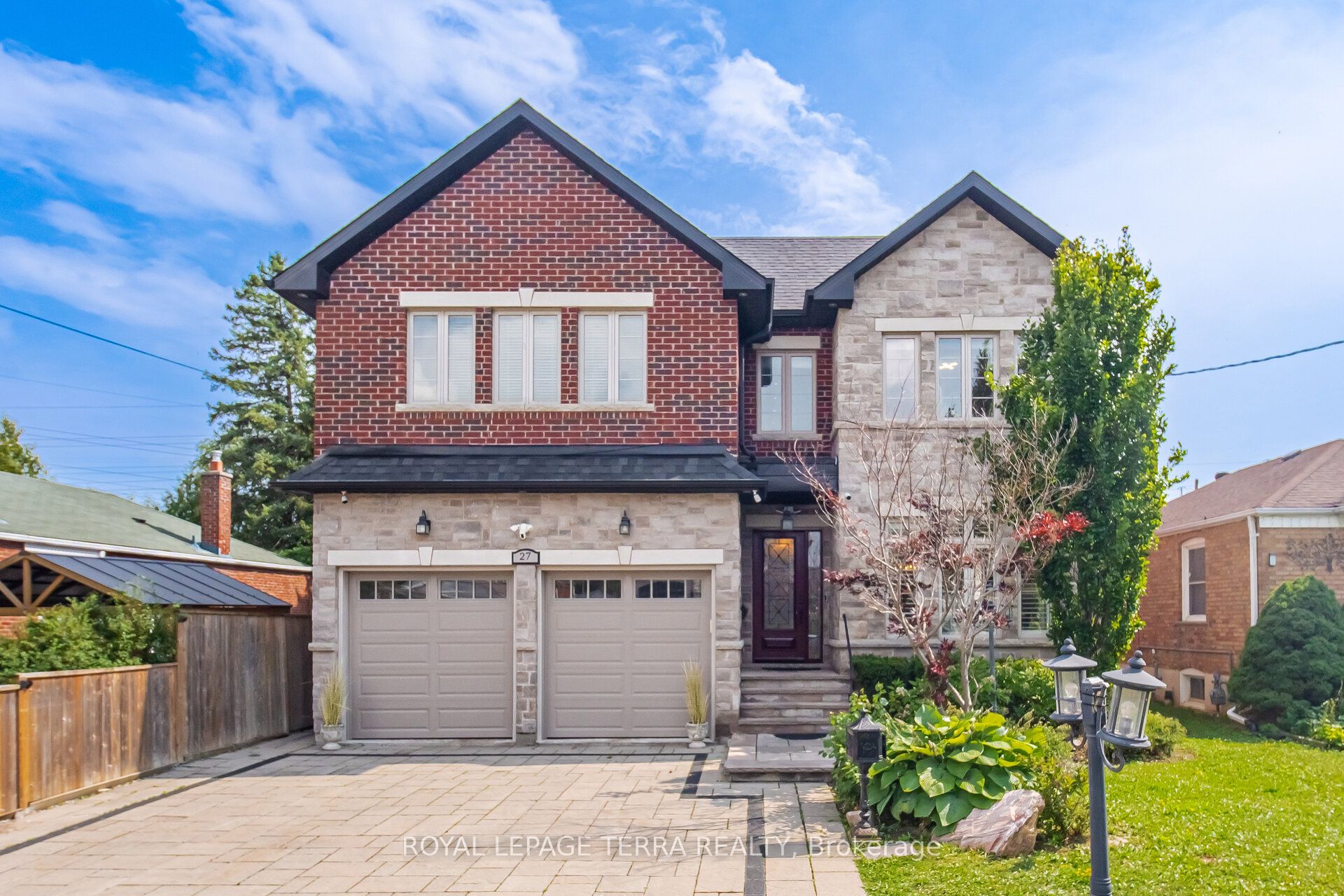 27 Minford Avenue, Toronto, ON M1R 2B2 photo 2