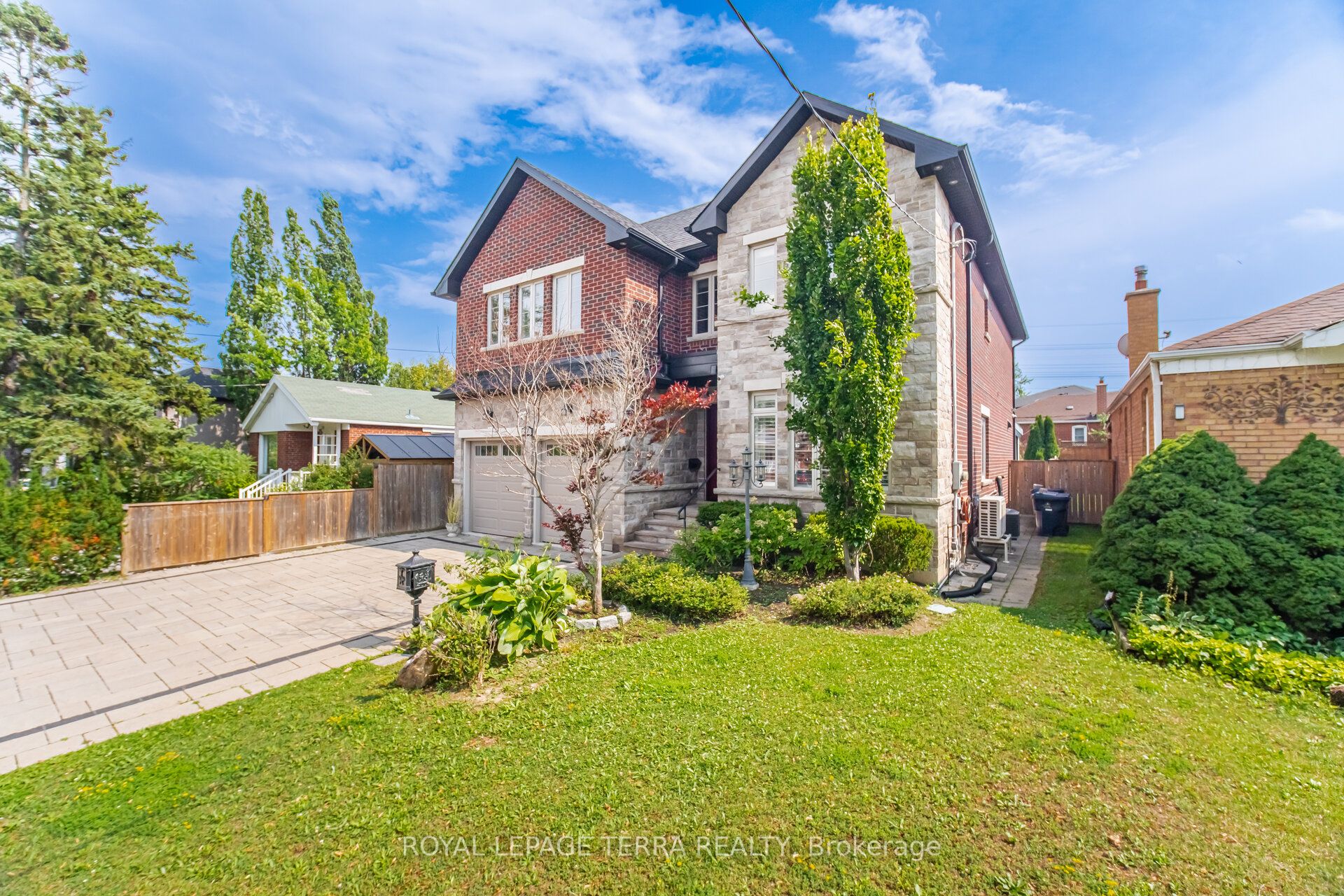 27 Minford Avenue, Toronto, ON M1R 2B2 photo 4