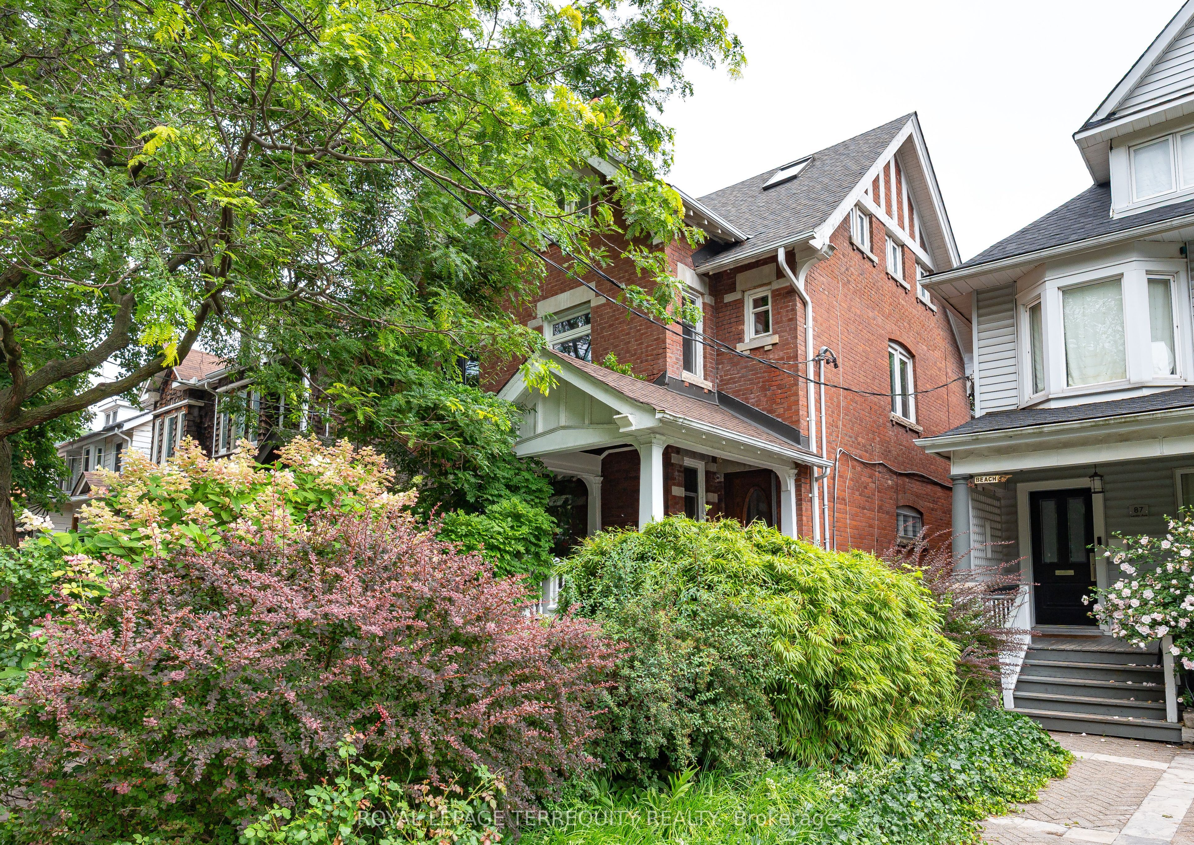 89 Leuty Avenue, Toronto, ON M4E 2R2 photo 3