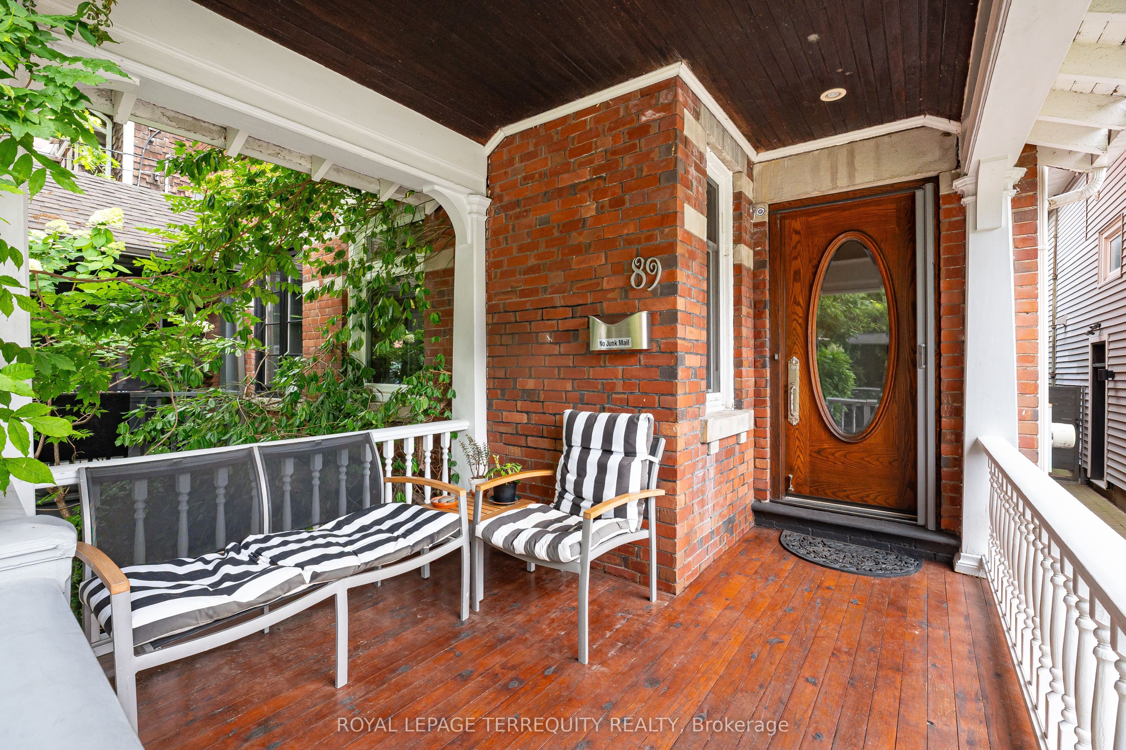 89 Leuty Avenue, Toronto, ON M4E 2R2 photo 4