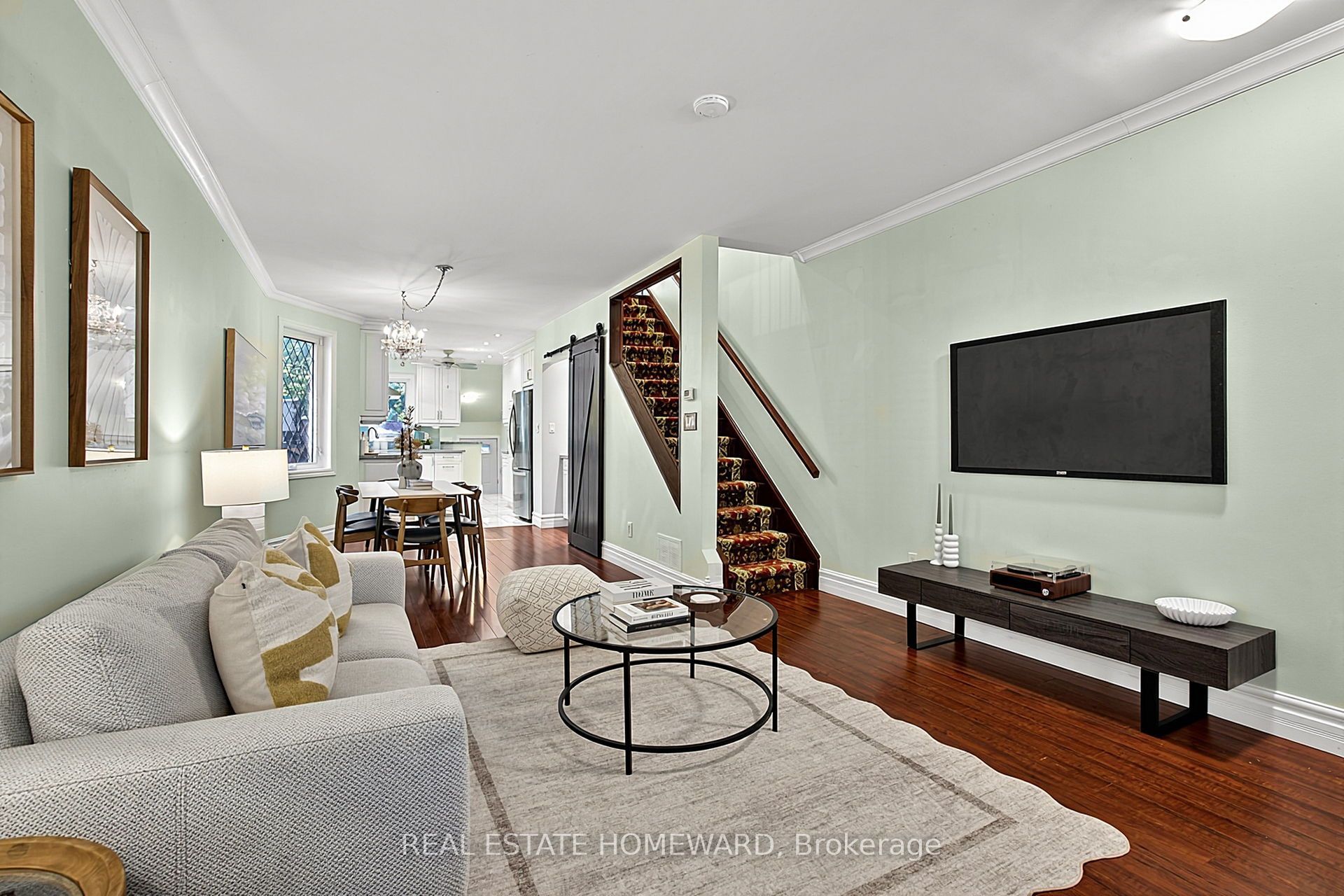 190 Rhodes Avenue, Toronto, ON M4L 3A1 photo 4