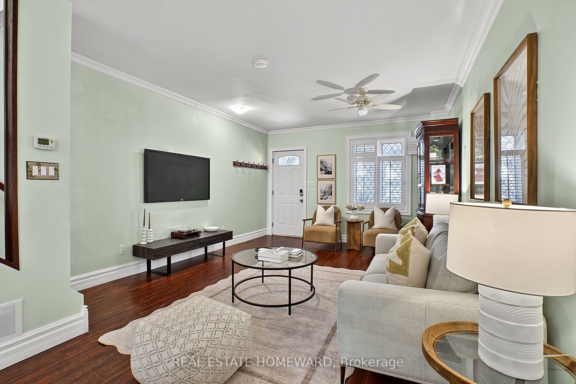190 Rhodes Avenue, Toronto, ON M4L 3A1 photo 5