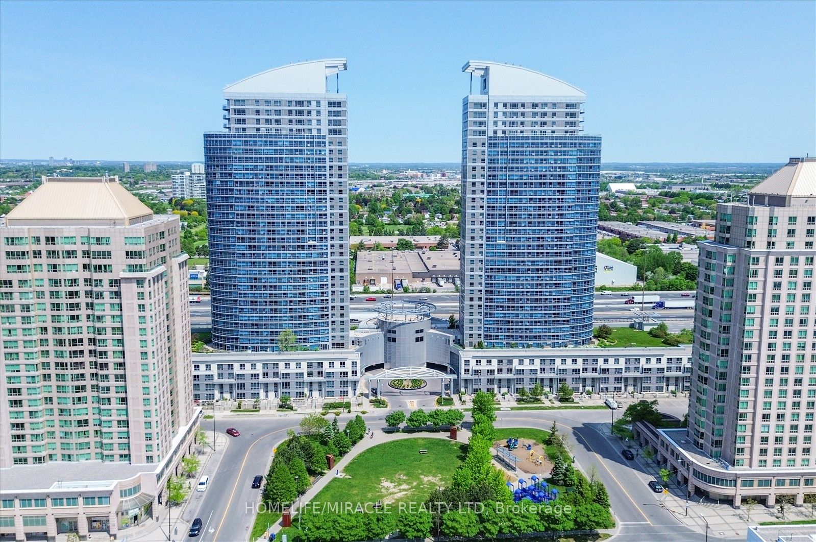 38 Lee Centre Drive 712, Toronto, ON M1H 3J7