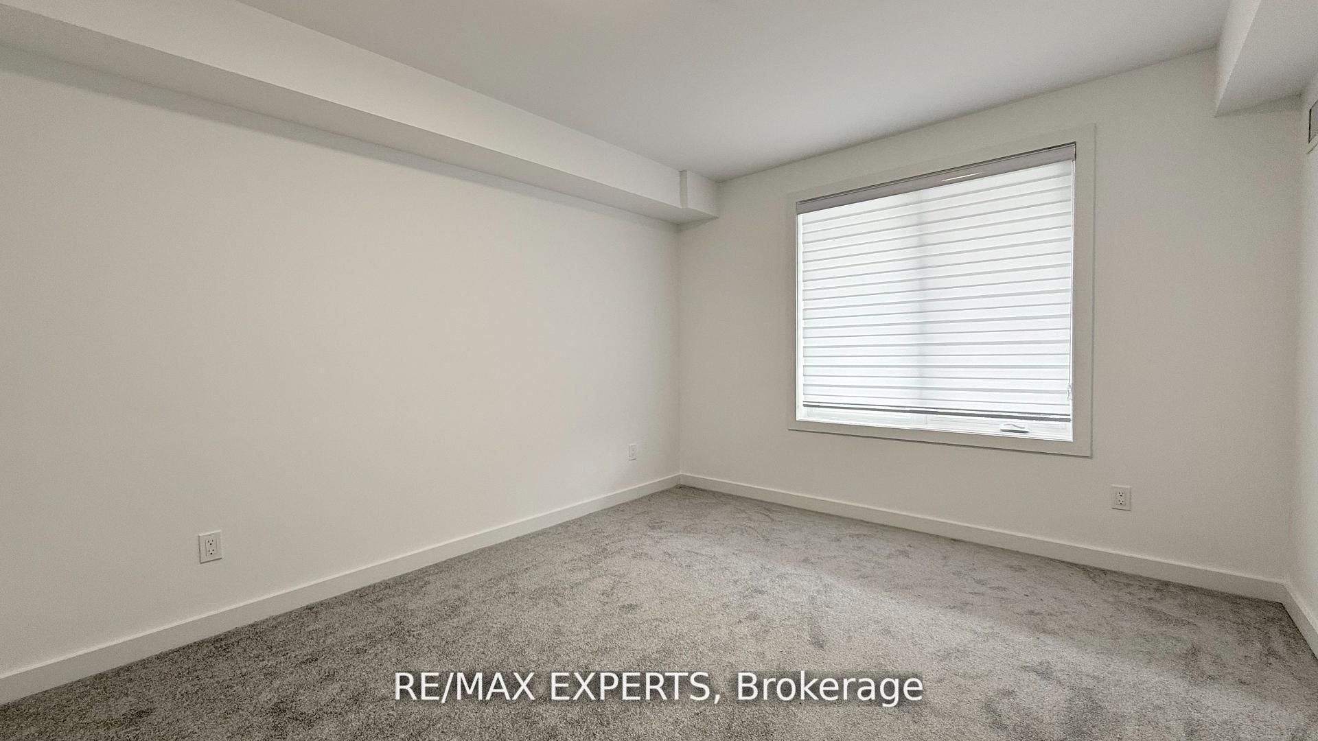45 Connaught Avenue 302, Toronto, ON M4L 2V8 photo 5