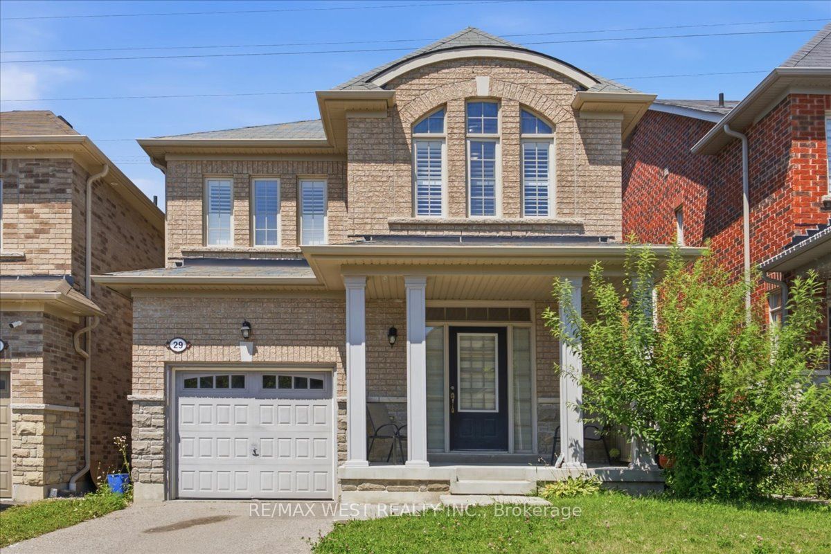 29 Stockell Crescent, Ajax, ON L1T 0M4 photo 2