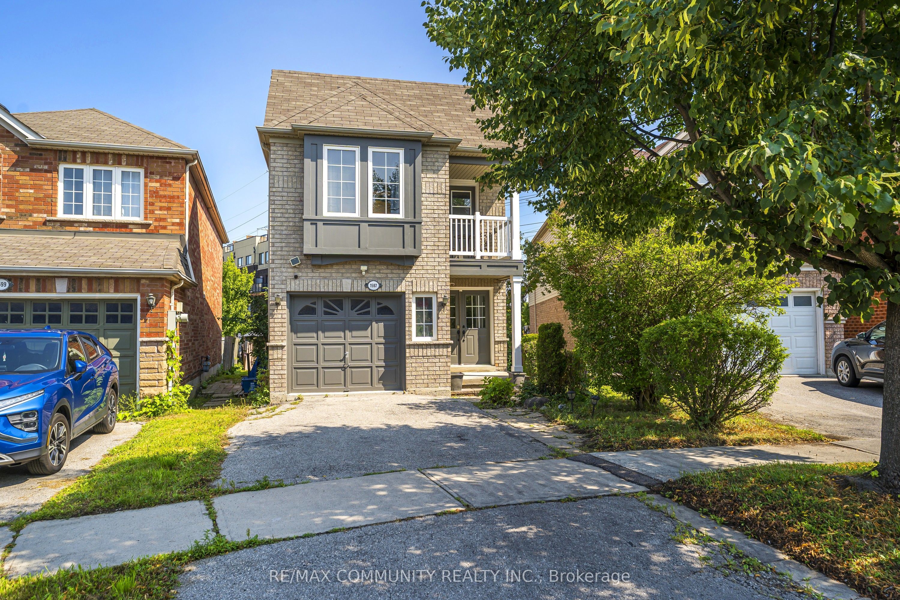 1597 Avonmore Square, Pickering, ON L1V 7H5