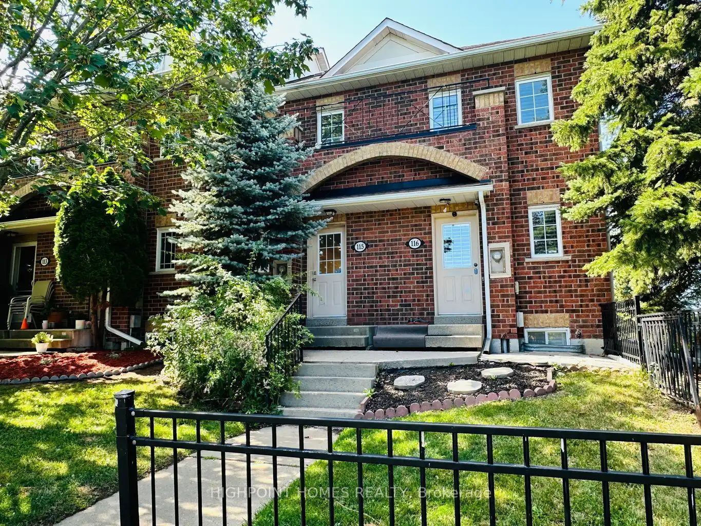 2 Hedge End Road 115, Toronto, ON M1B 5Z8