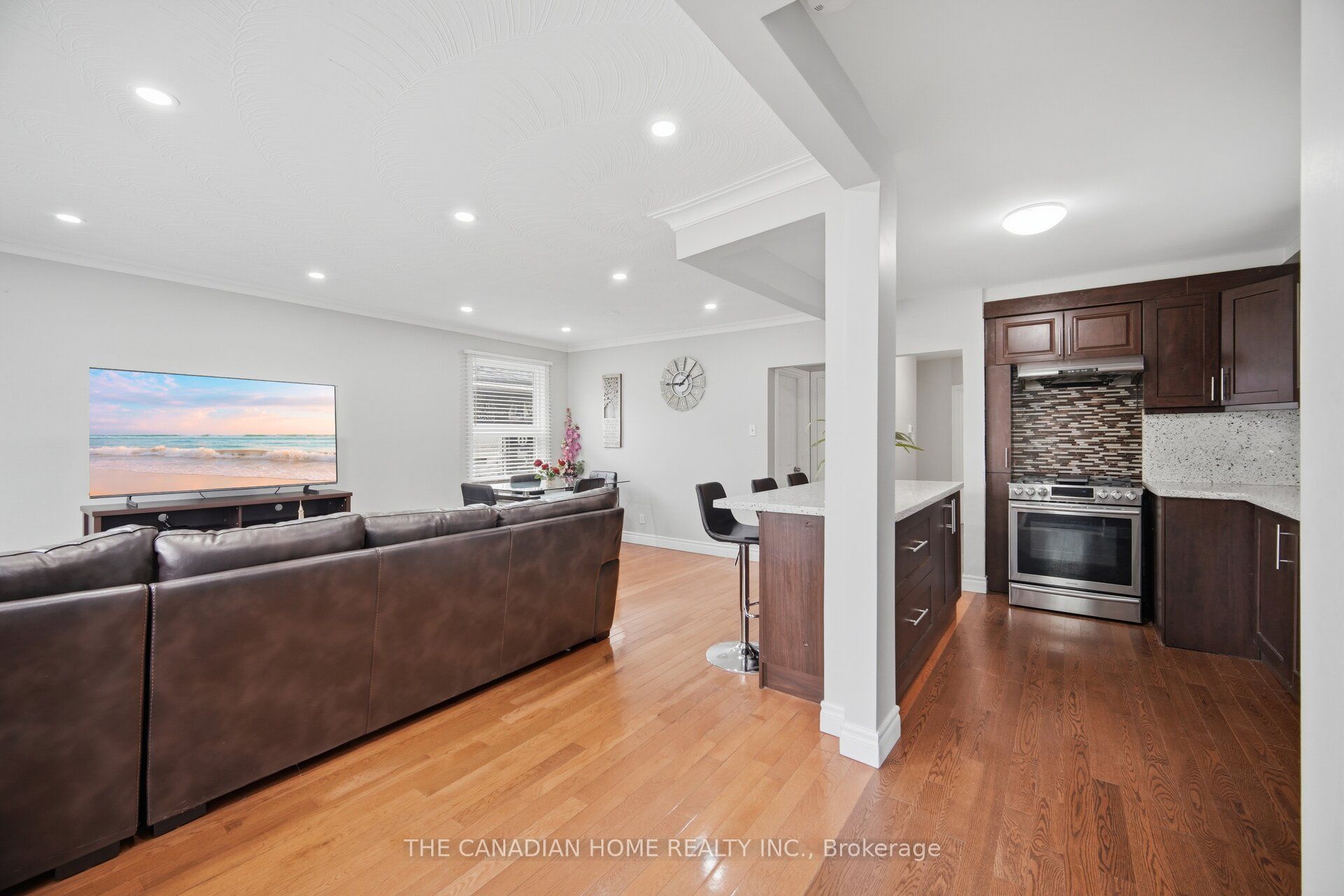 802 Brimorton Drive, Toronto, ON M1G 2S9 photo 4