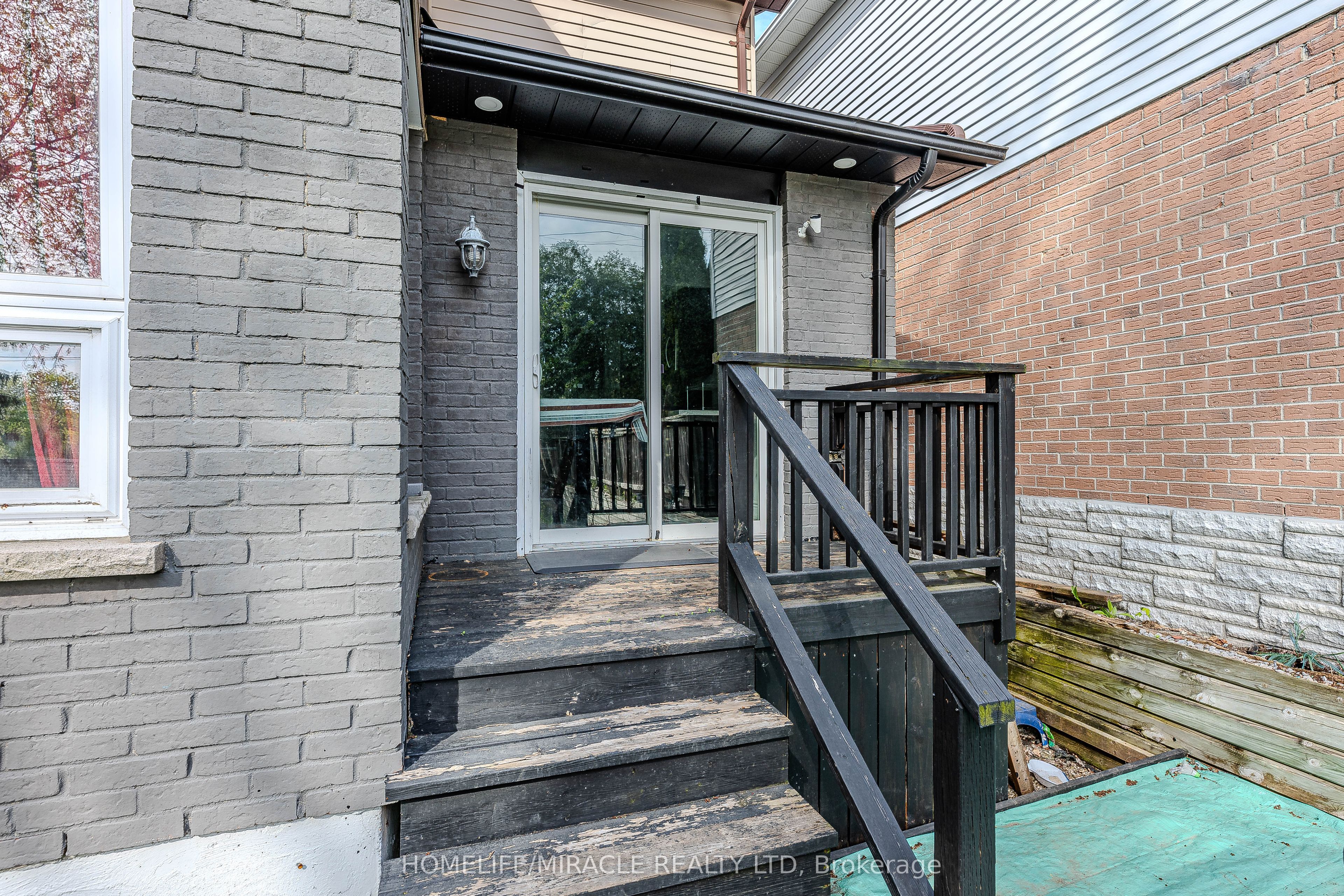 851 Bennett Court, Oshawa, ON L1K 1V3 photo 4