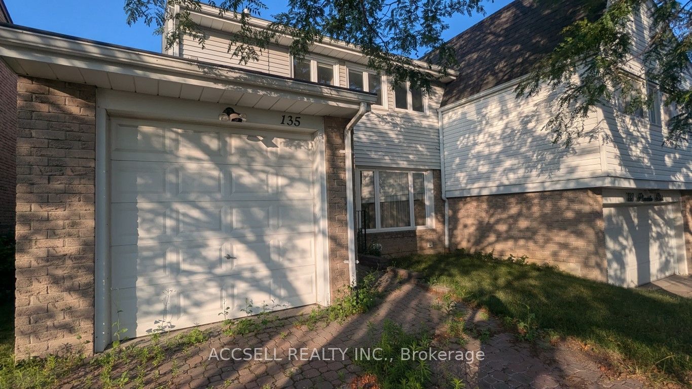135 Placentia Boulevard, Toronto, ON M1S 4G8