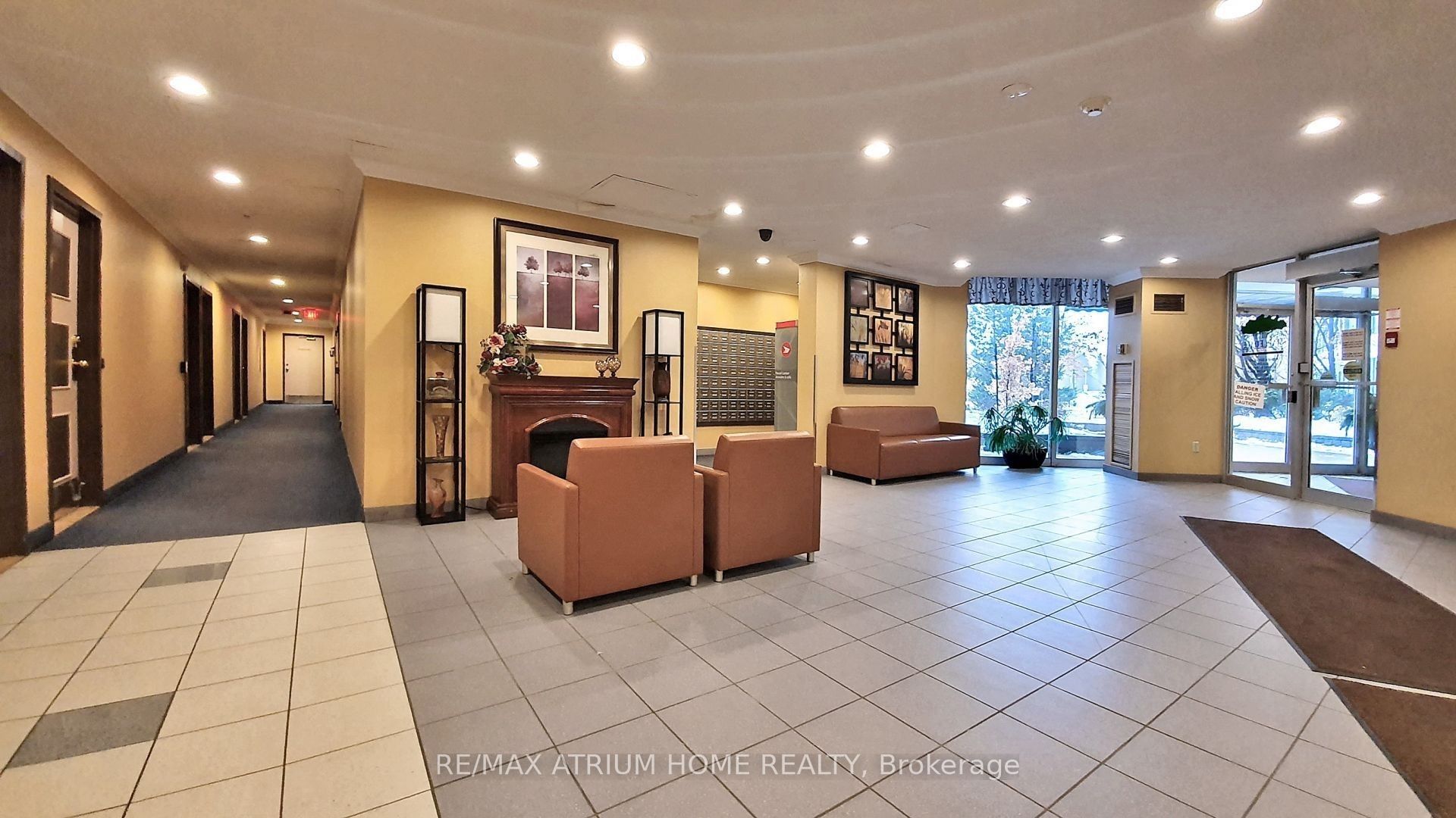3050 Ellesmere Road 1515, Toronto, ON M1E 5E6 photo 3