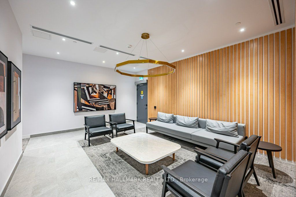 7447 Kingston Road 418, Toronto, ON M1B 0E9 photo 3