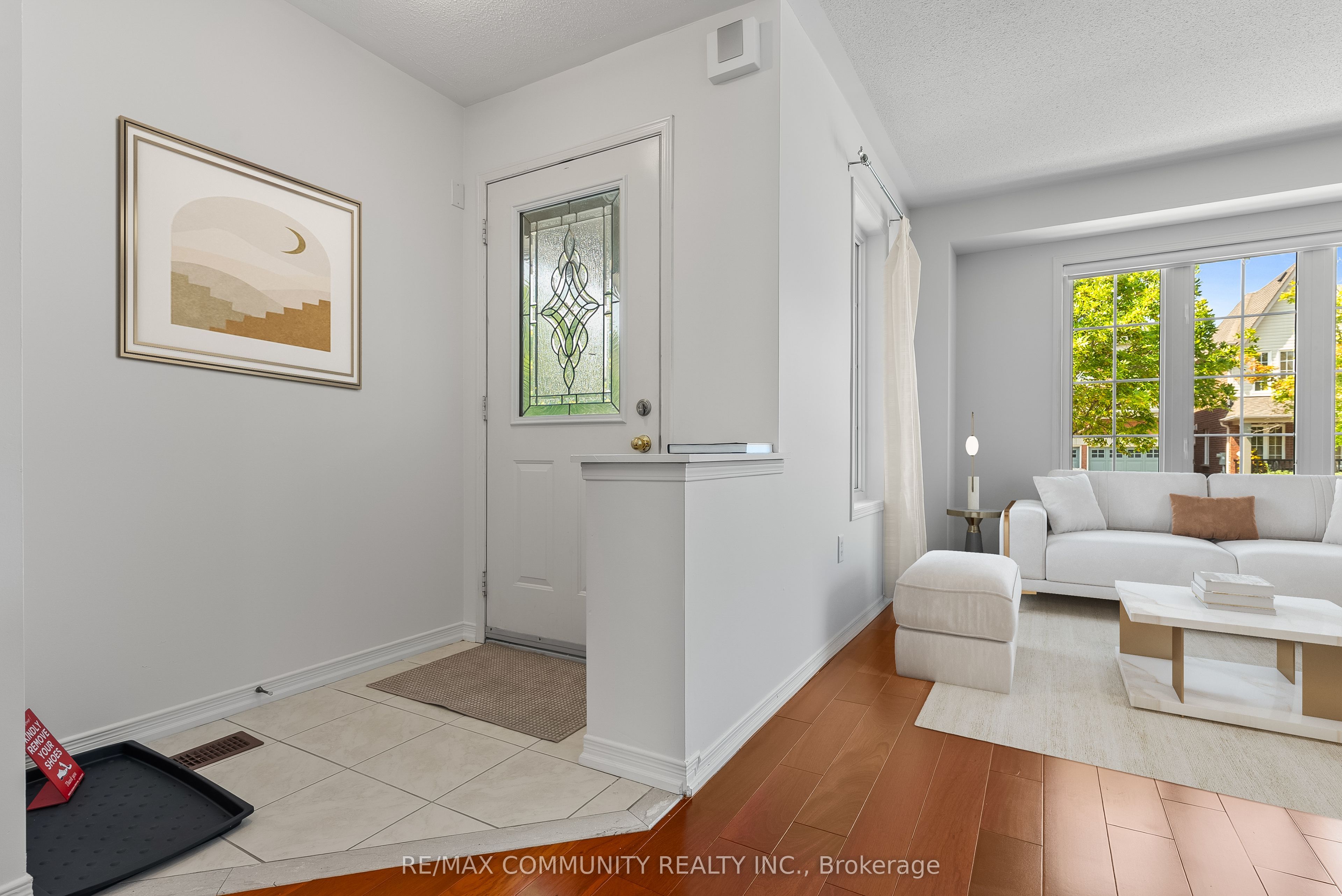 54 Morland Crescent, Ajax, ON L1T 4P5 photo 2