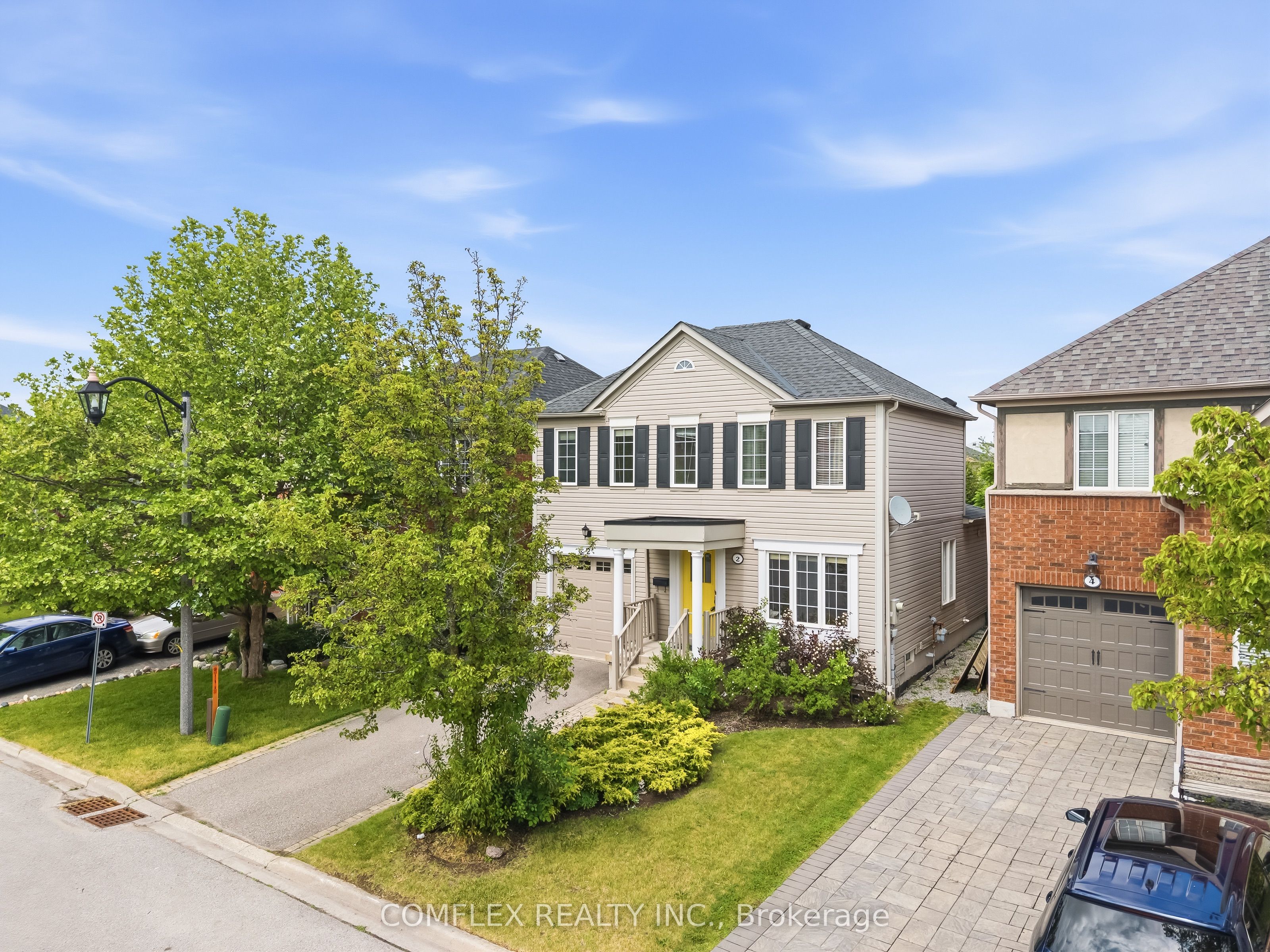 2 Armitage Crescent, Ajax, ON L1T 4G6 photo 3