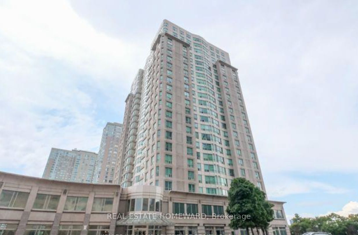 18 Lee Centre Drive PH305- RoomB, Toronto, ON M1H 3H5