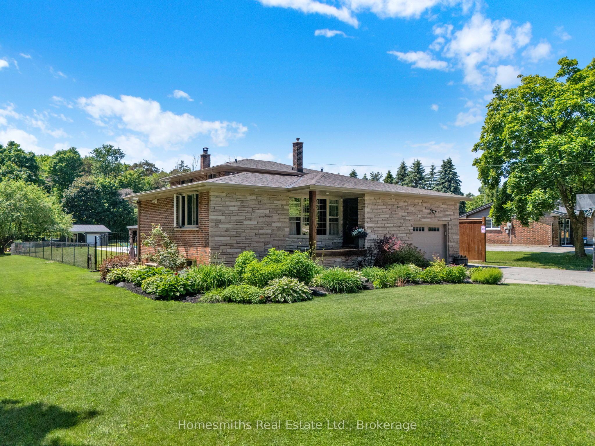 4726 Main Street, Clarington, ON L0B 1M0