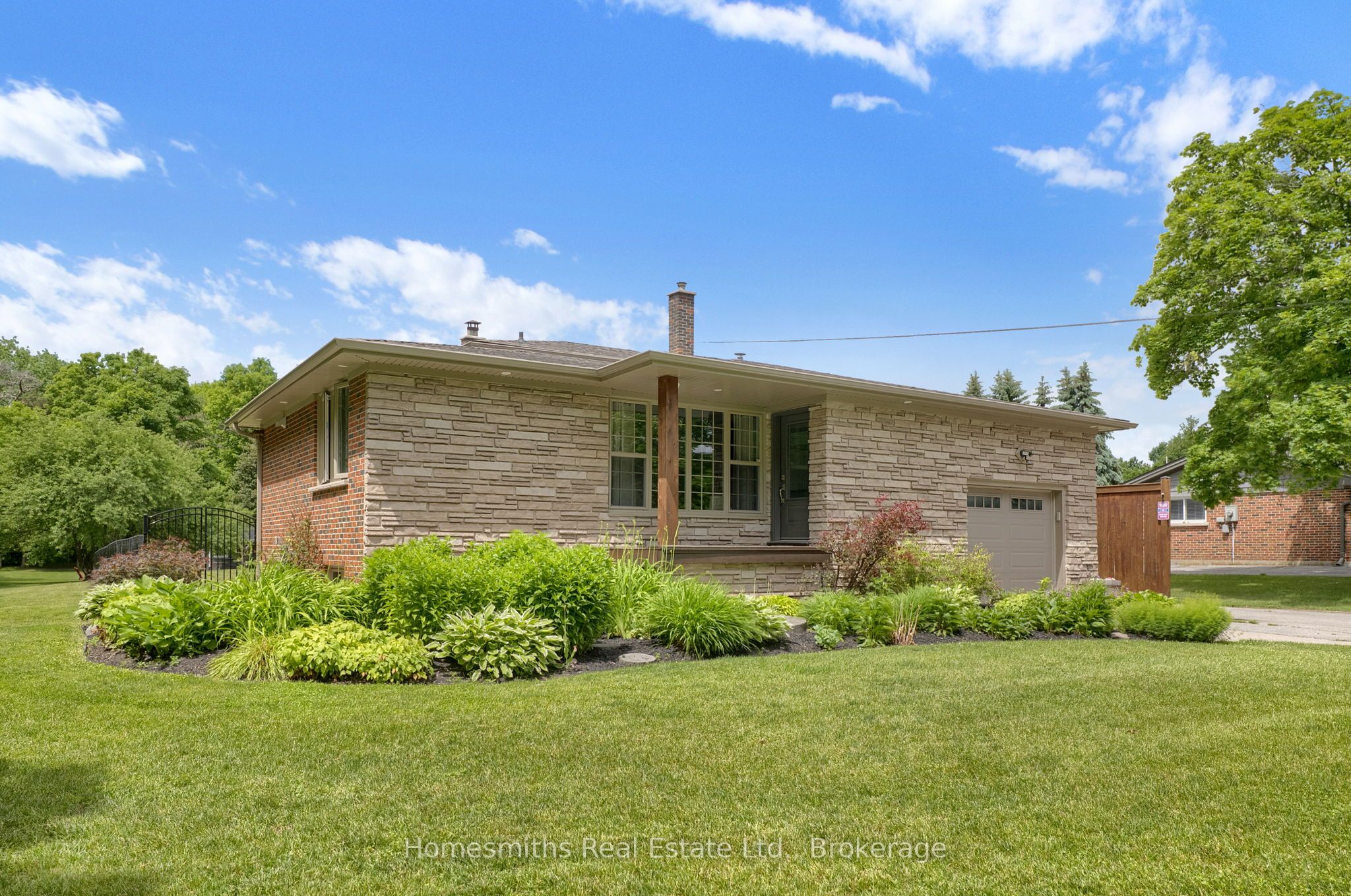 4726 Main Street, Clarington, ON L0B 1M0 photo 2