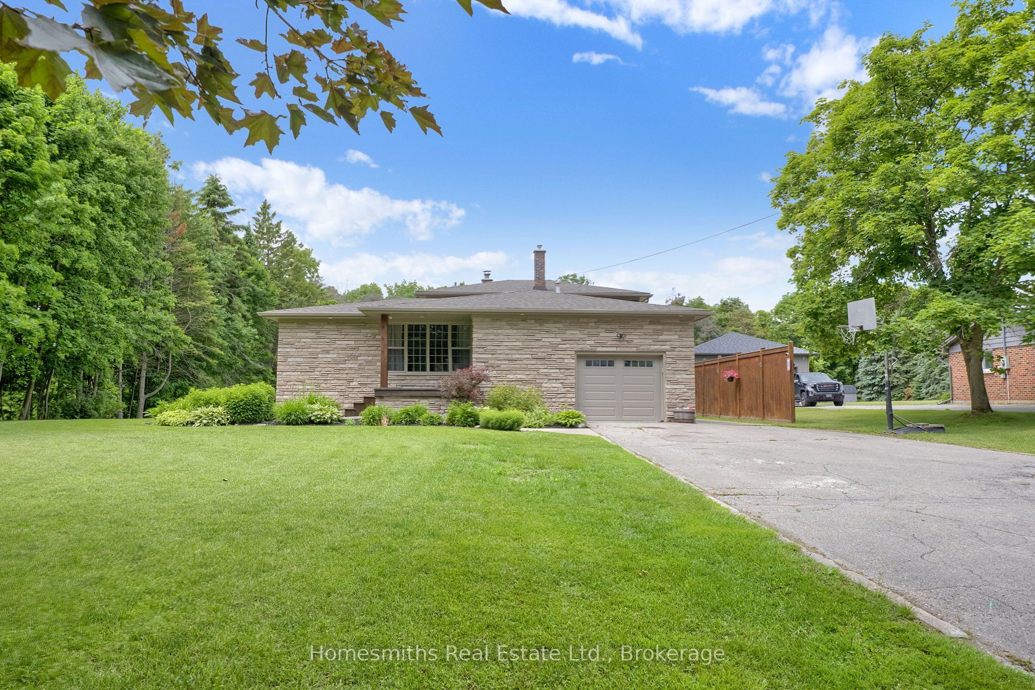 4726 Main Street, Clarington, ON L0B 1M0 photo 3