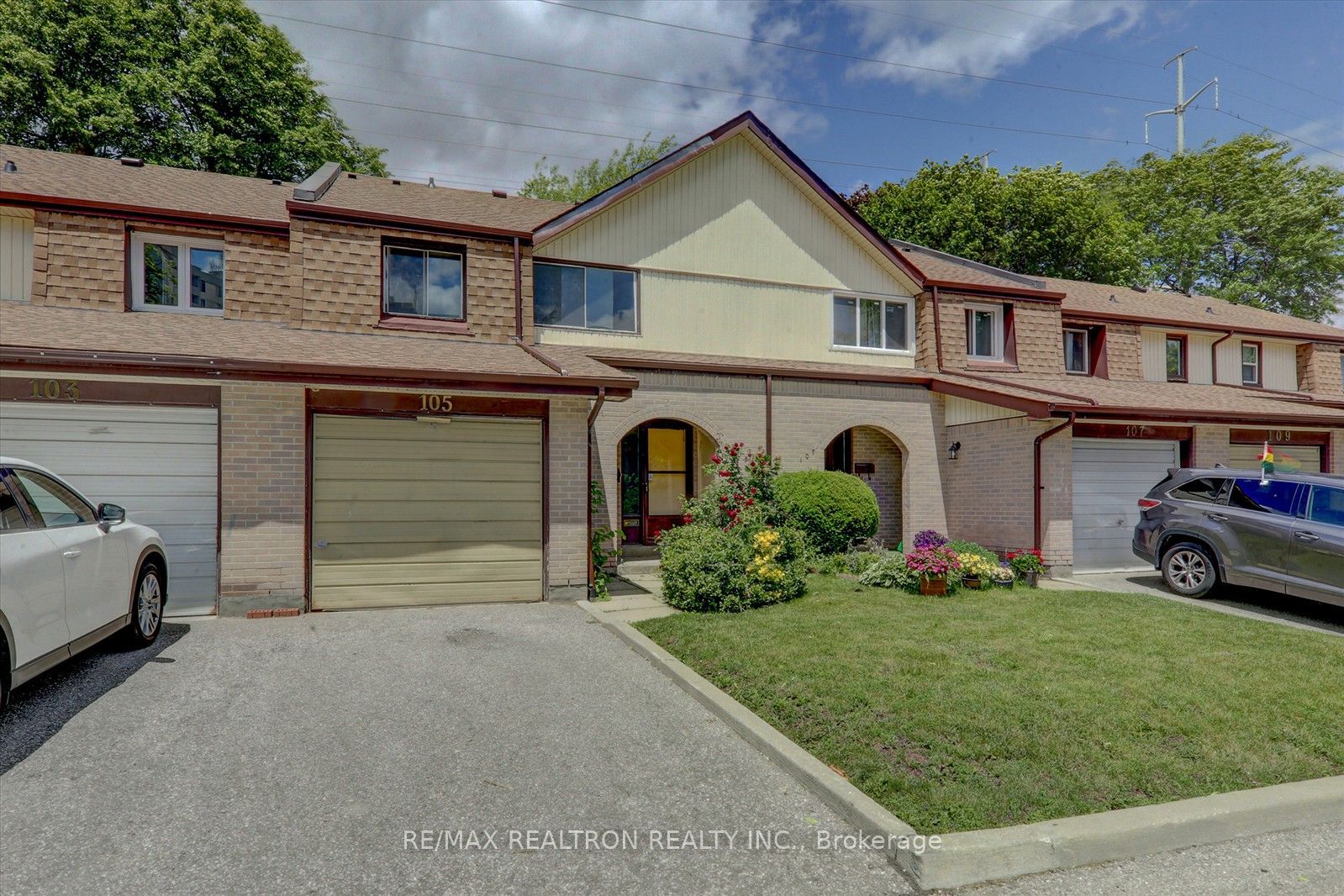10 Livonia Place 105, Toronto, ON M1E 4W6 photo 3