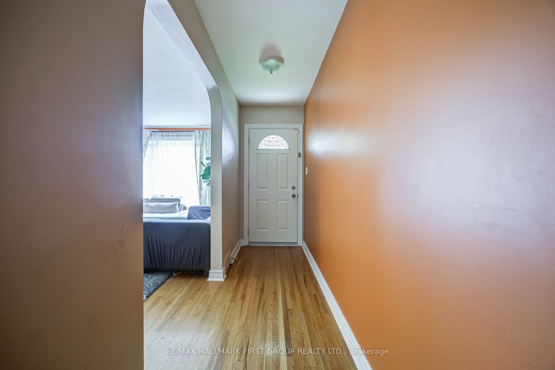 180 Sherwood Avenue, Oshawa, ON L1G 3L8 photo 3