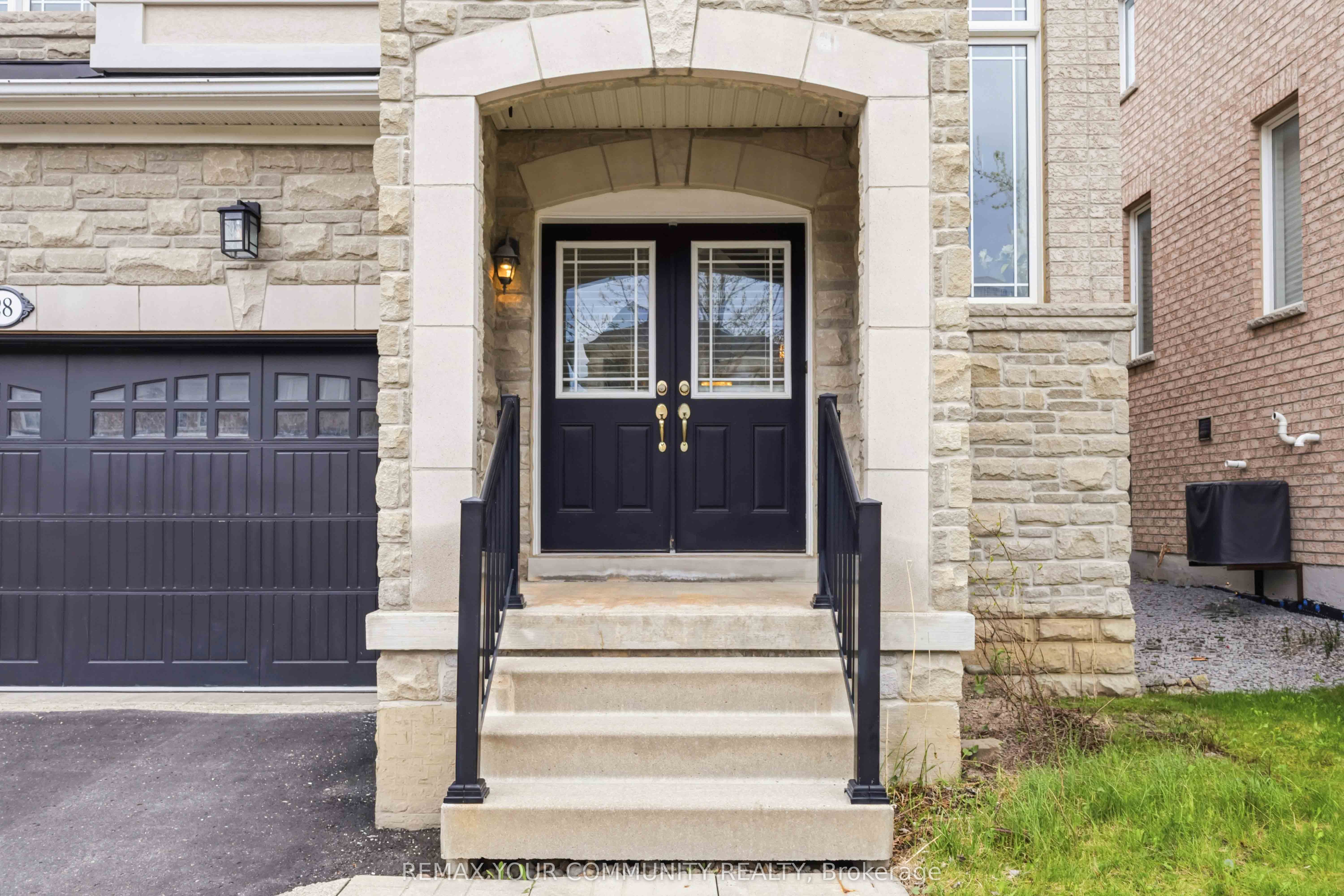 28 Cater Avenue, Ajax, ON L1Z 0G1 photo 4