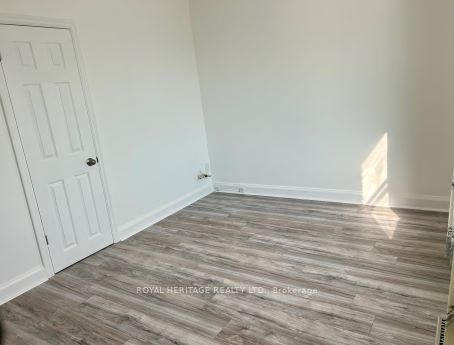 128 Wilson Road S Unit 1, Oshawa, ON L1H 6C1 photo 5