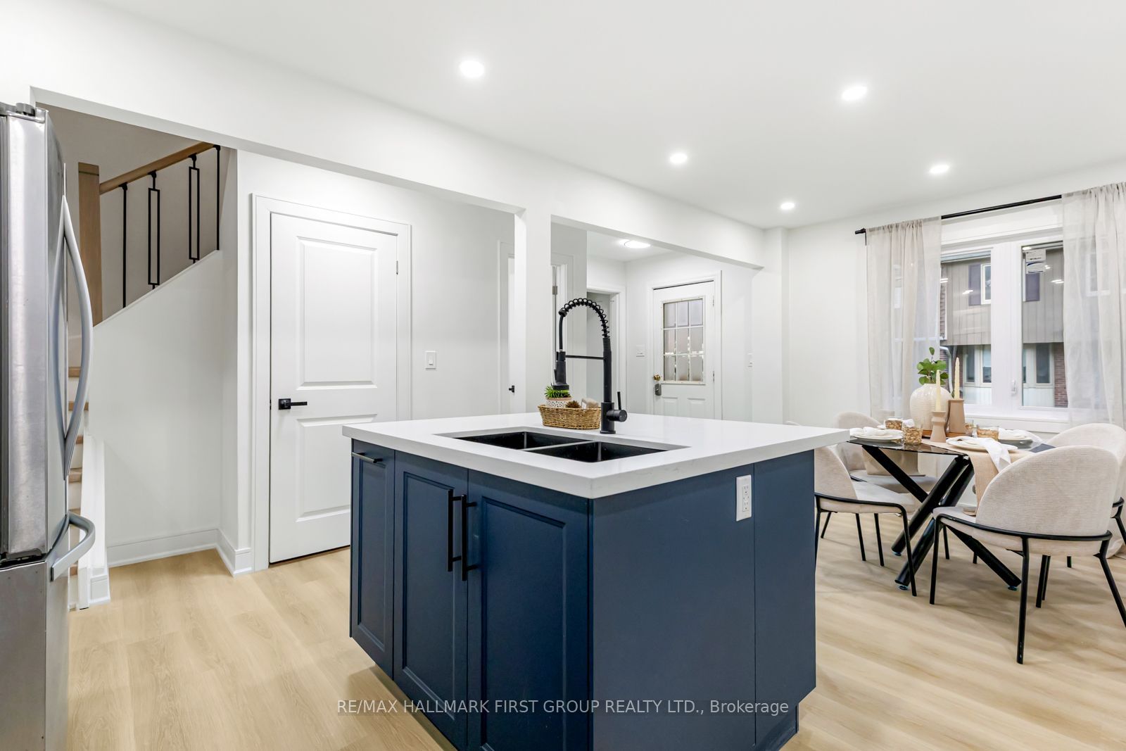 270 Timberbank Boulevard 75, Toronto, ON M1W 2M1 photo 2