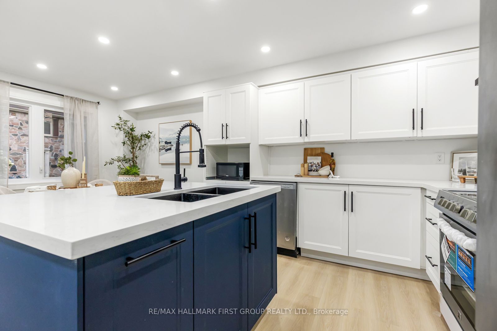 270 Timberbank Boulevard 75, Toronto, ON M1W 2M1 photo 3