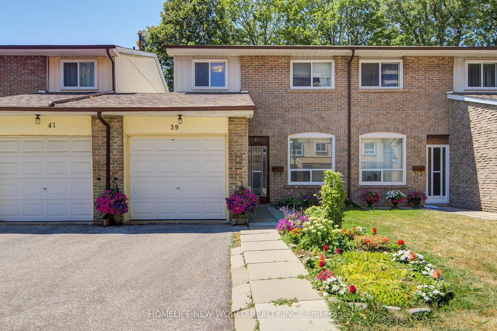 44 Chester Le Boulevard 39, Toronto, ON M1W 2M8