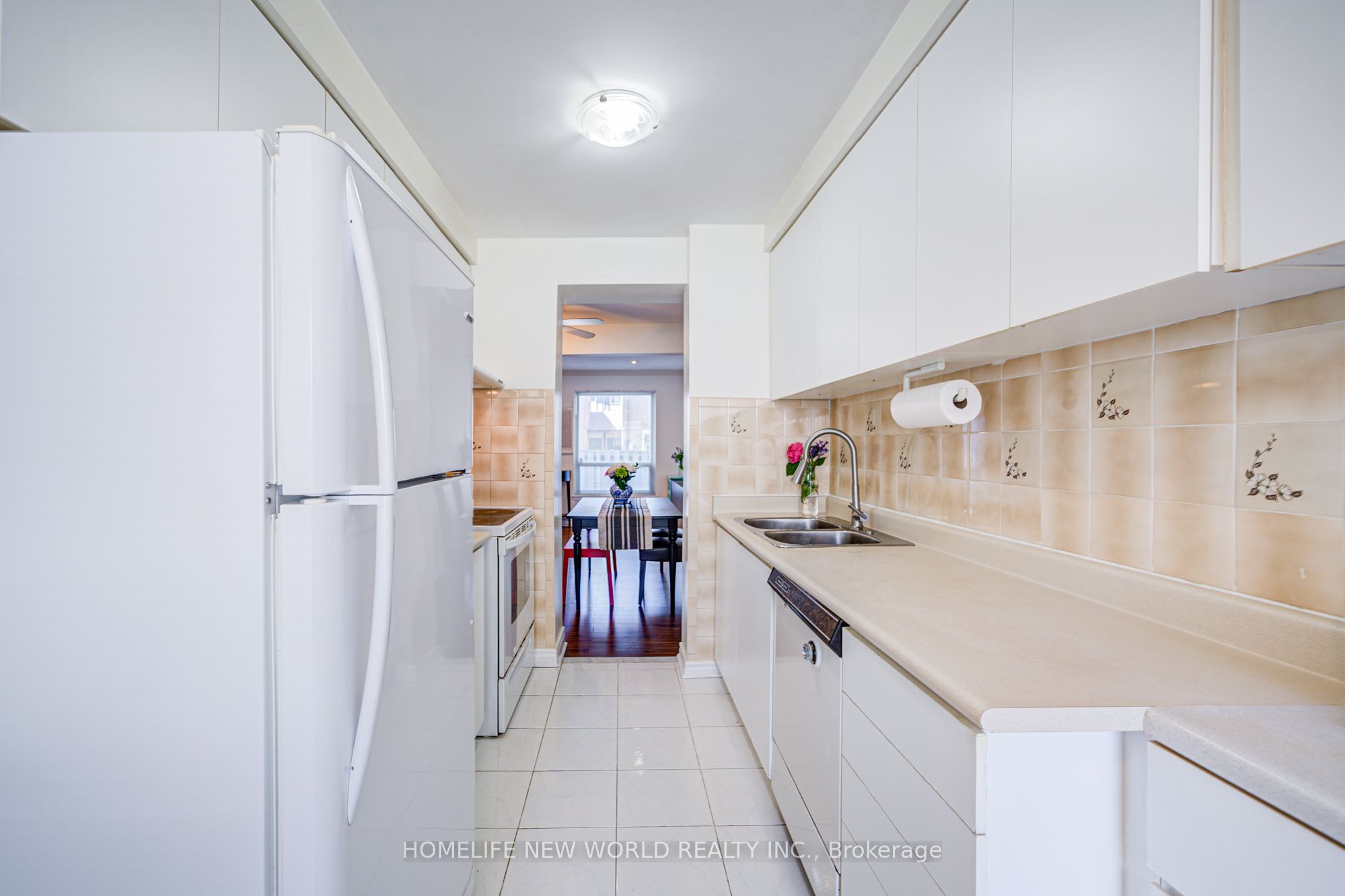 44 Chester Le Boulevard 39, Toronto, ON M1W 2M8 photo 5