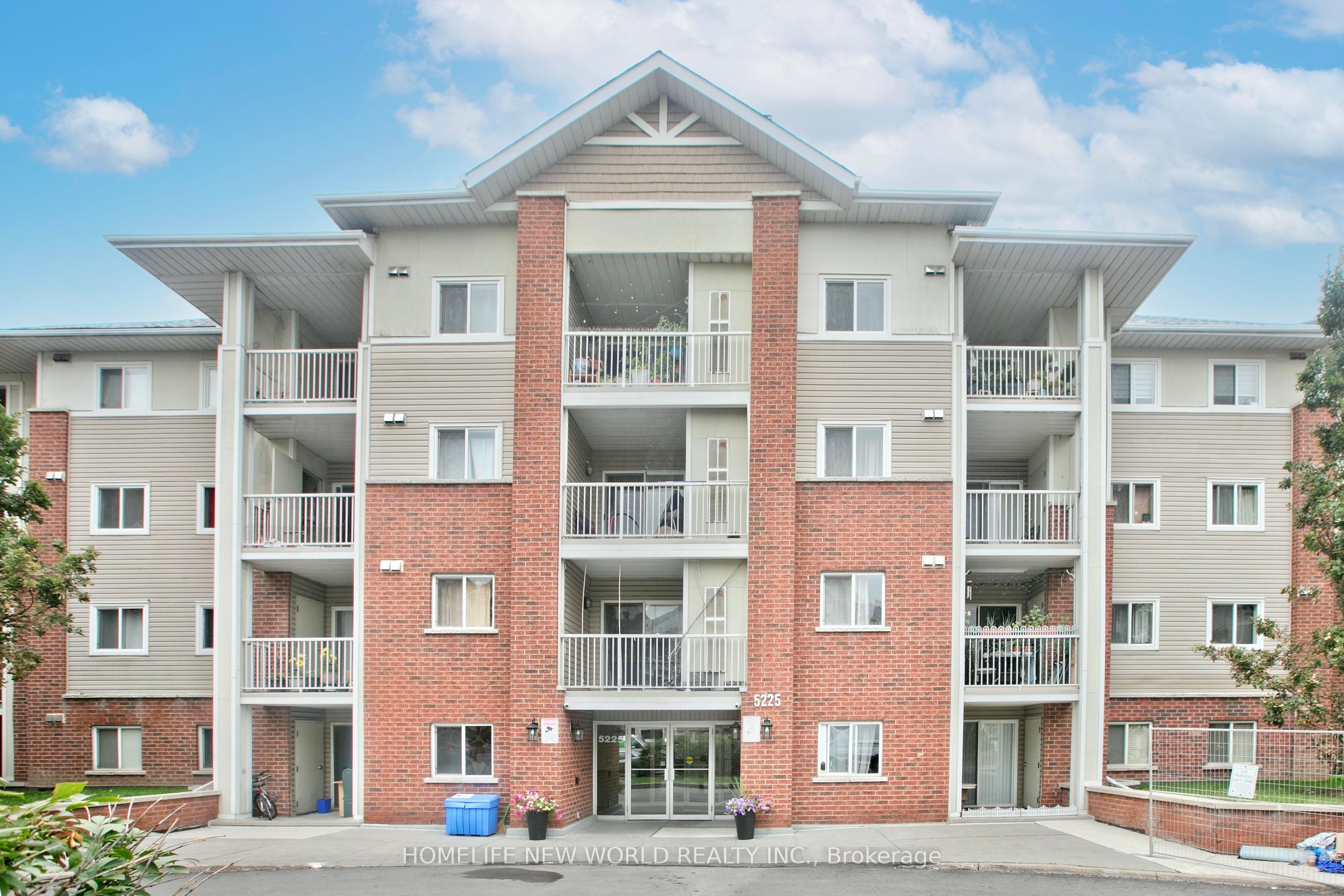 5225 Finch Avenue E 239, Toronto, ON M1S 5W8