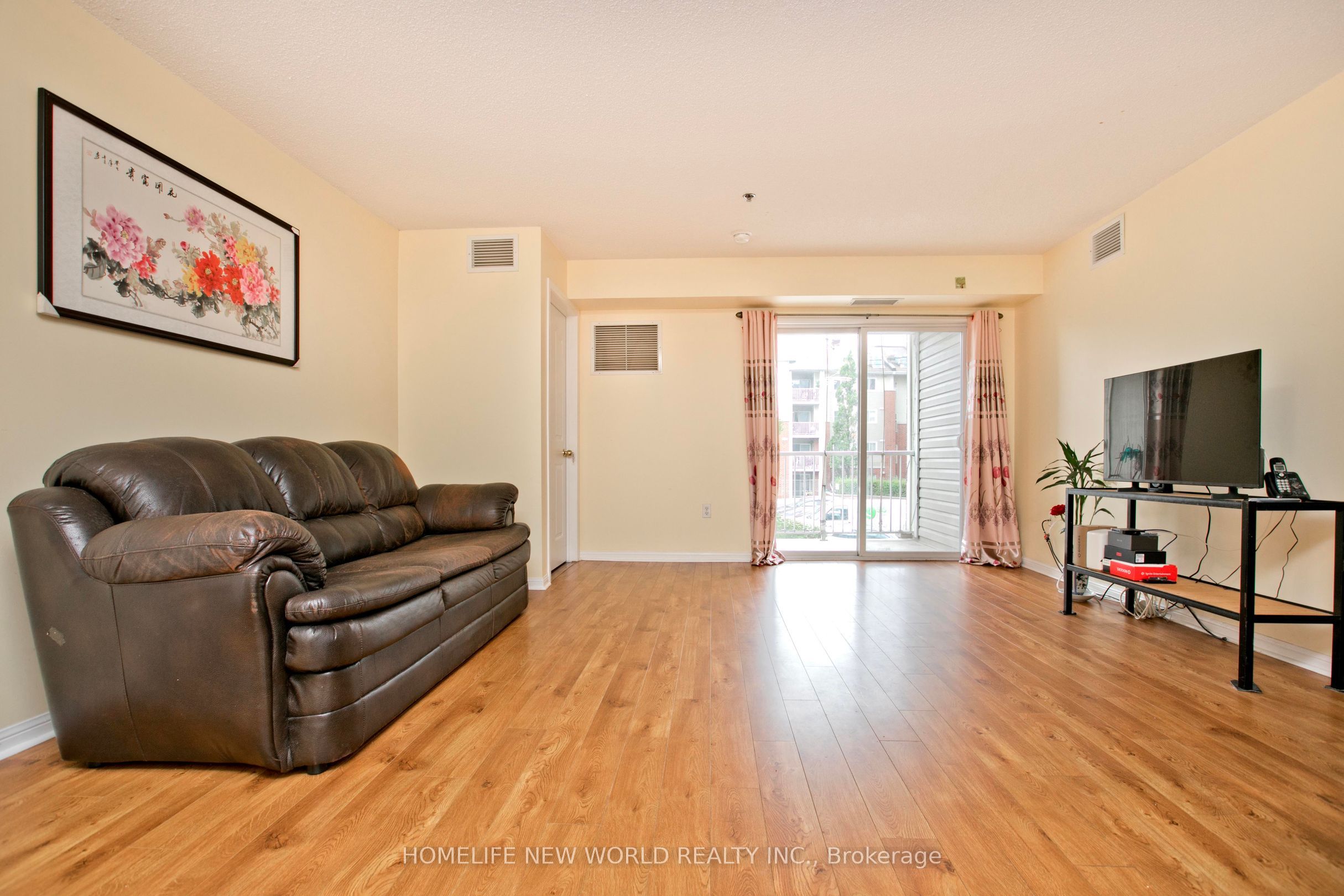 5225 Finch Avenue E 239, Toronto, ON M1S 5W8 photo 3