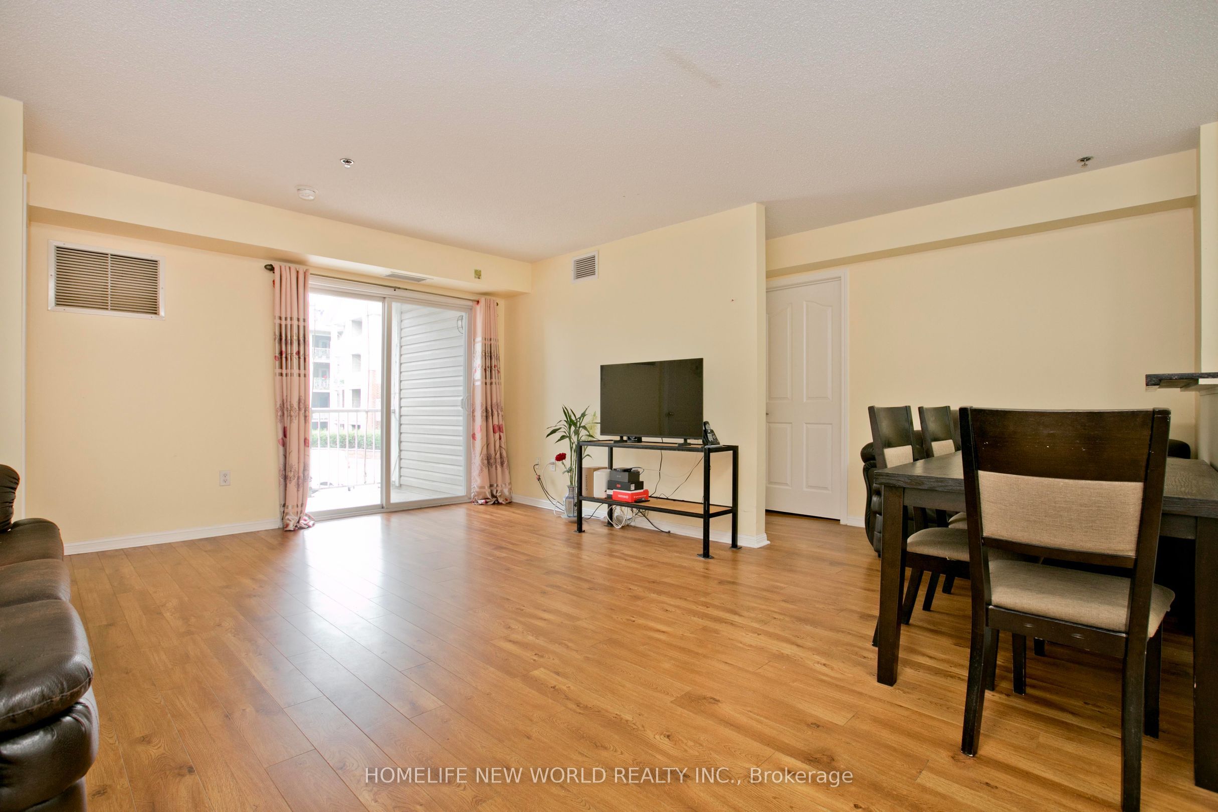 5225 Finch Avenue E 239, Toronto, ON M1S 5W8 photo 5