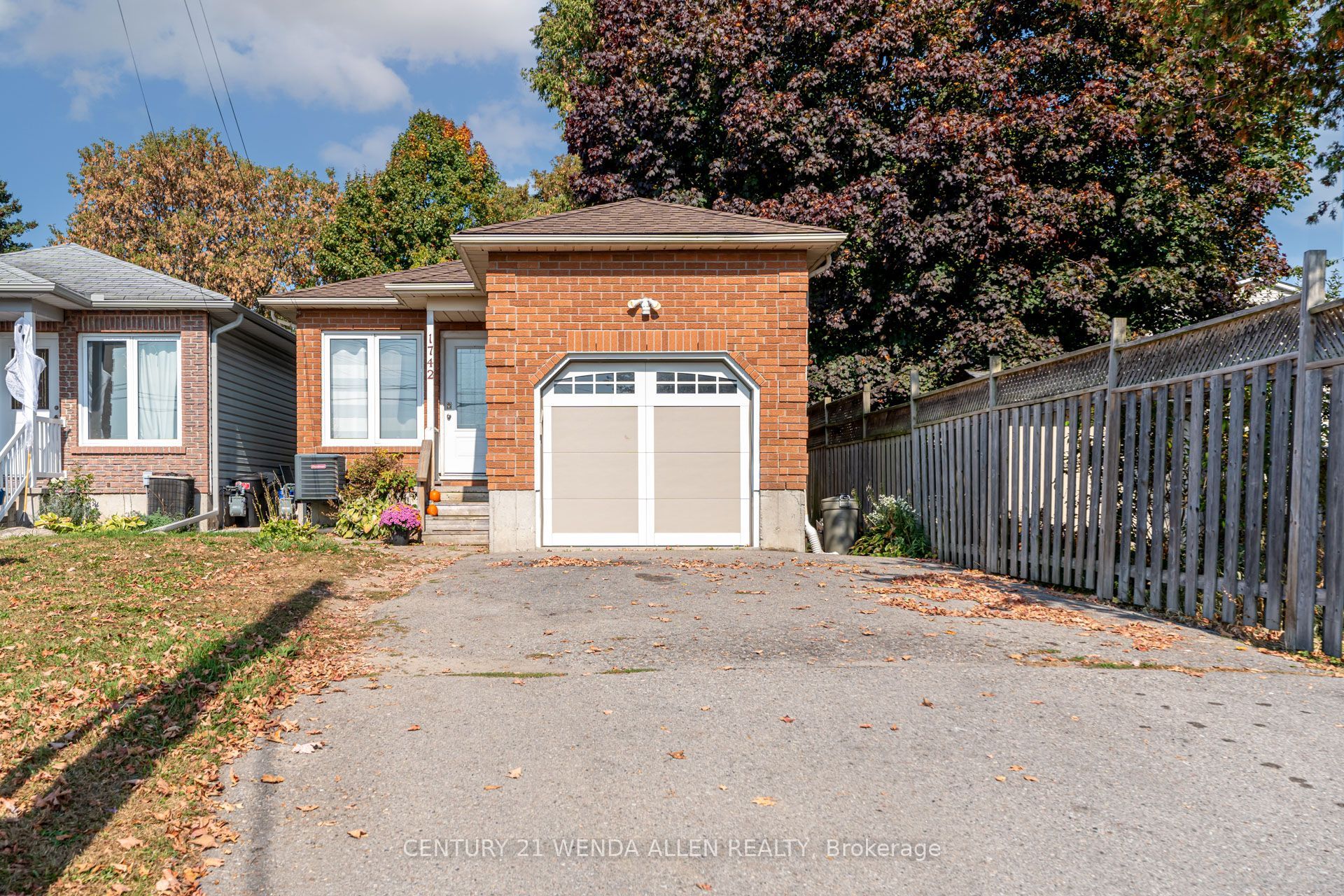 1742 NASH Road, Clarington, ON L1E 2L8
