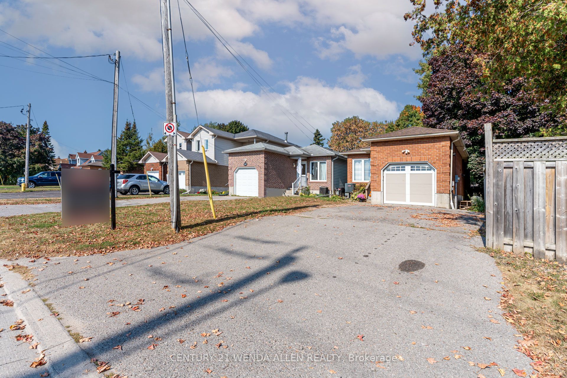 1742 NASH Road, Clarington, ON L1E 2L8 photo 2