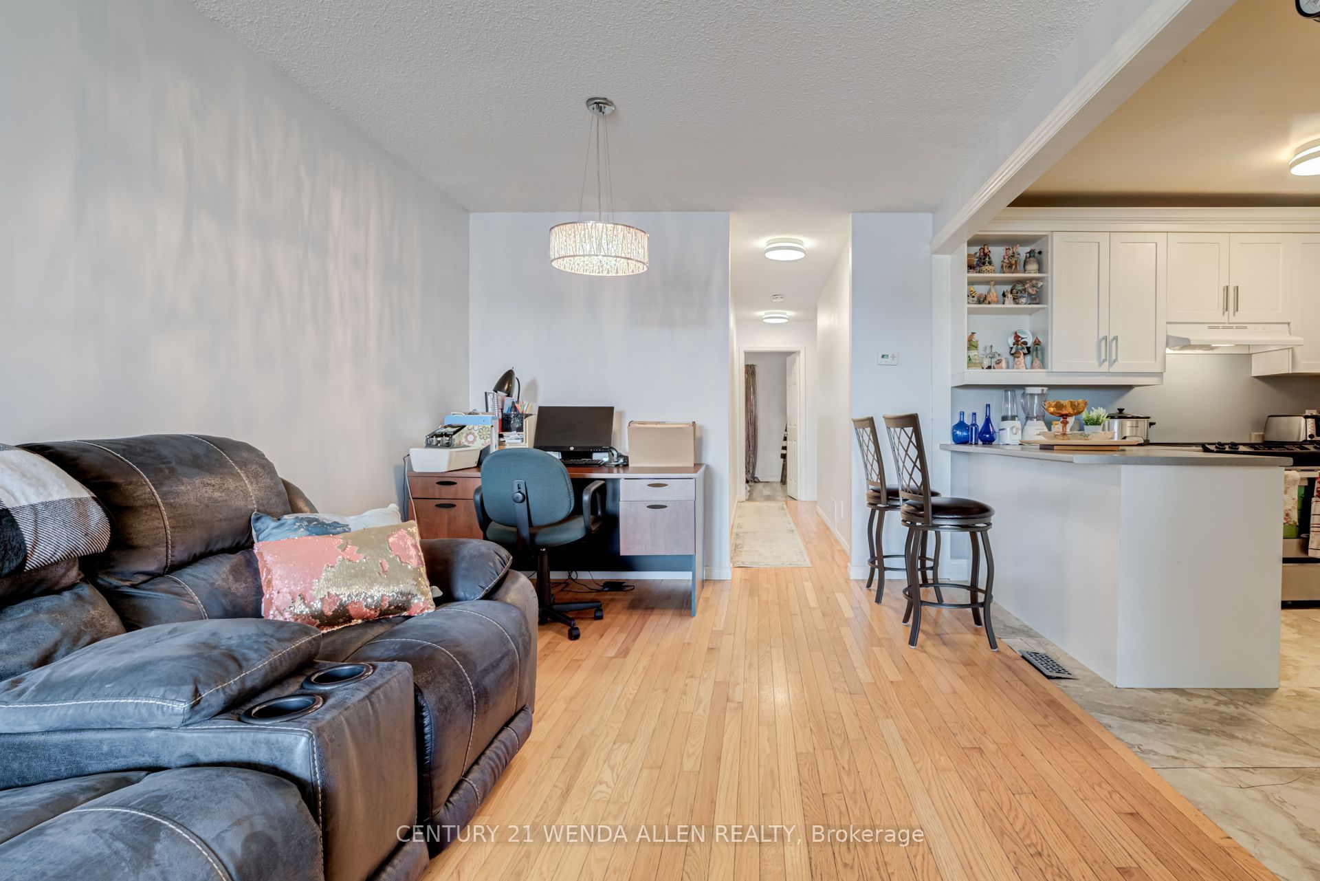 1742 NASH Road, Clarington, ON L1E 2L8 photo 4
