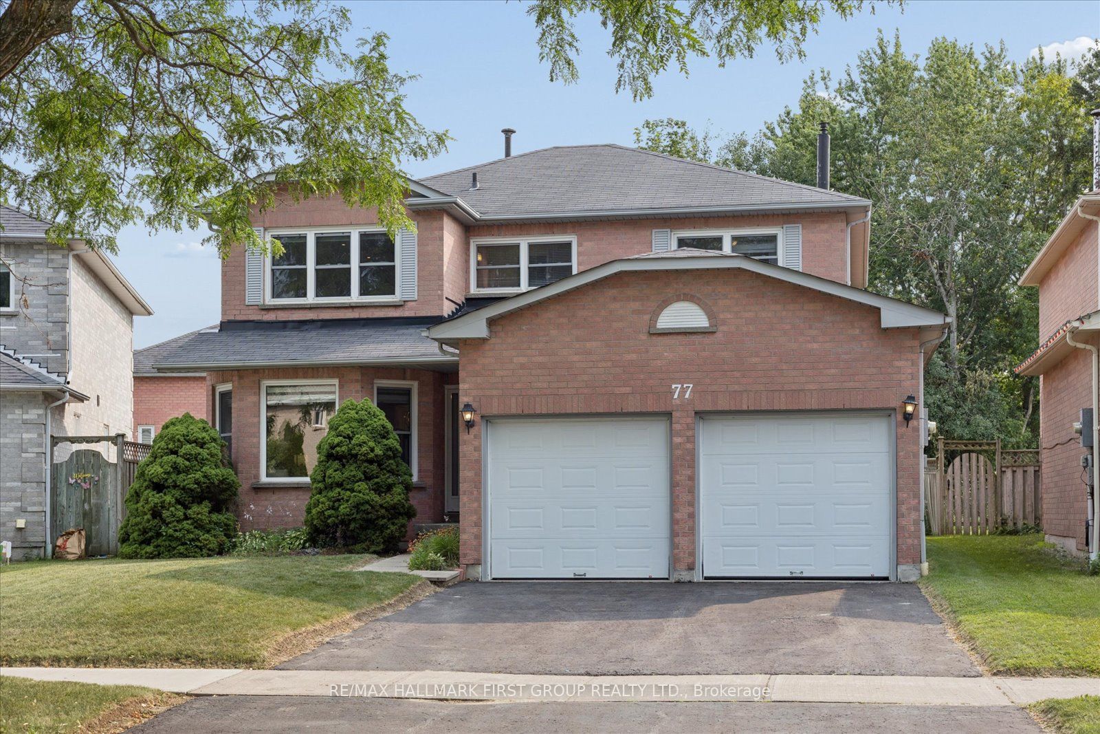 77 Willowbrook Drive, Whitby, ON L1R 2A8