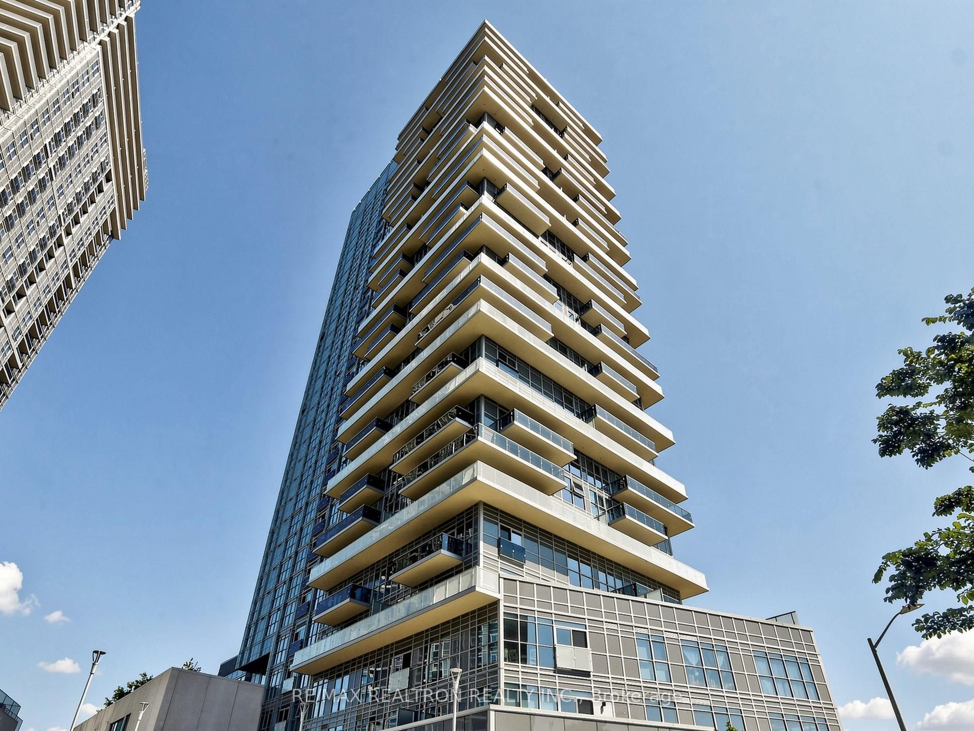 225 Village Green Square 2507, Toronto, ON M1S 0L3 photo 2